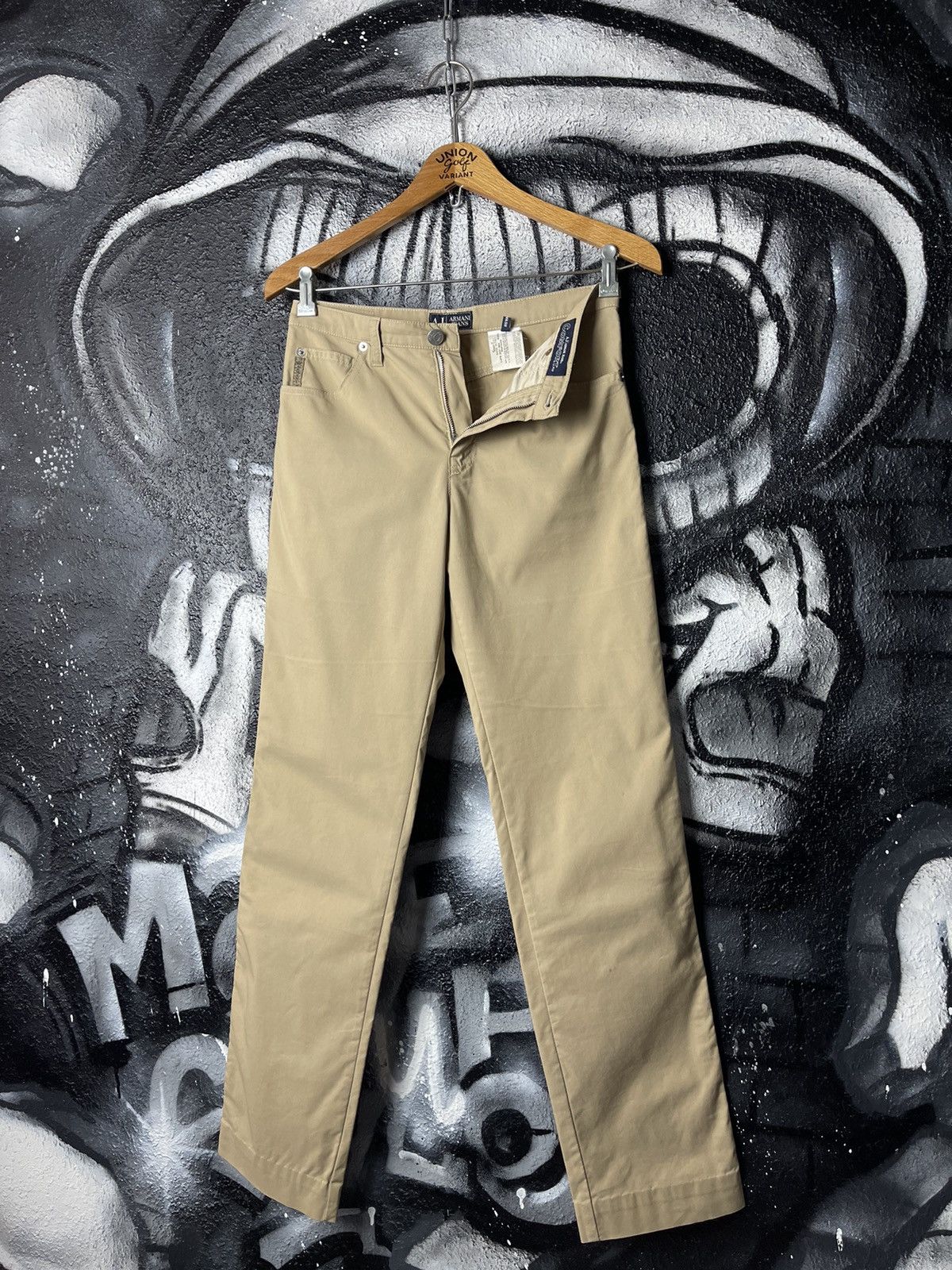 Armani Armani Jeans Comfort Fit Beige Italian Pants Women’s Size 27 Size 27" / US 4 / IT 40 - 2 Thumbnail