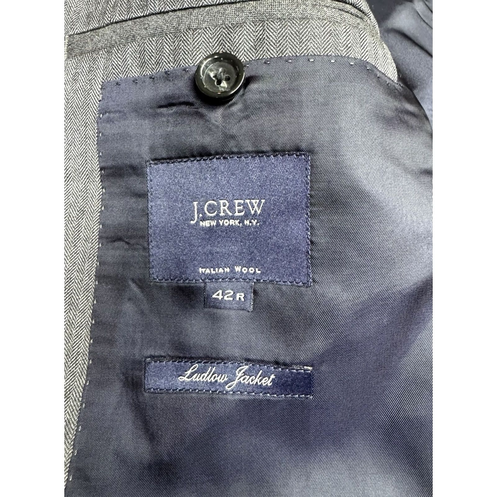 J.Crew J.CREW Ludlow Herringbone Gray 2 Piece Suit Set 42R Pants 32x29 Wool Italian Wool Gray Mens Suit Size 42R - 3 Thumbnail