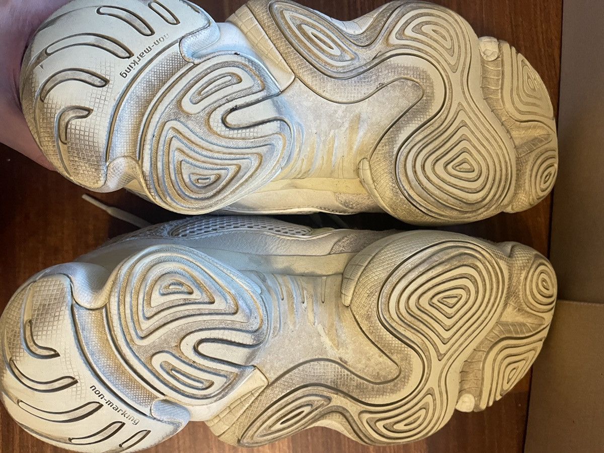 Yeezy Yeezy 500 DB2966 Super Moon Yellow 11 Size US 11 / EU 44 - 7 Thumbnail
