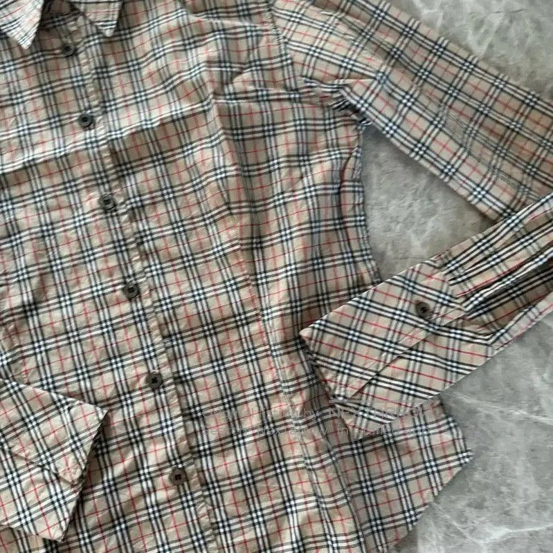 Burberry Burberry Khaki Cotton Long Sleeve Top. Size M / US 6-8 / IT 42-44 - 2 Thumbnail