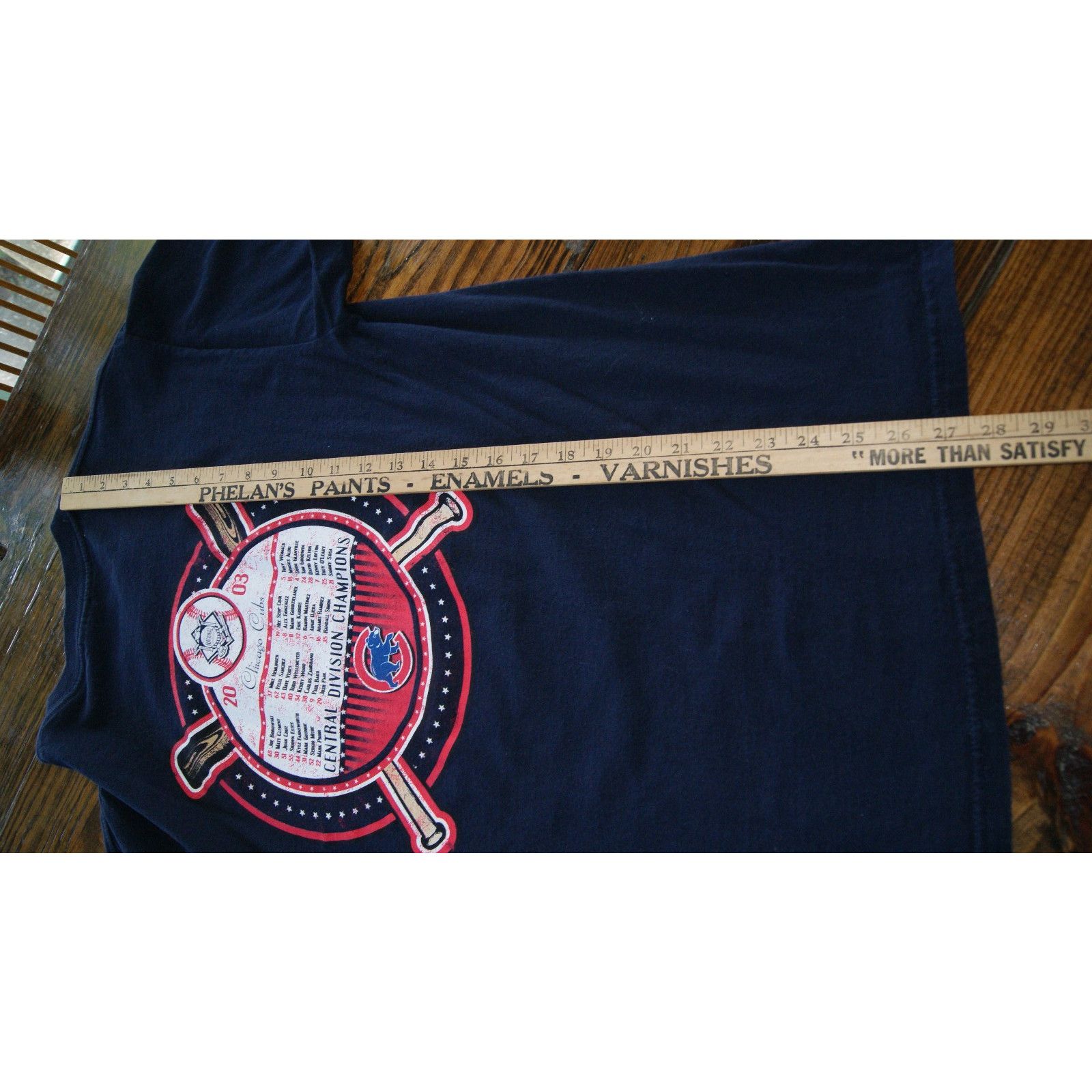 Gildan Chicago Cubs 2003 Central Division Champions L TShirt Size US L / EU 52-54 / 3 - 9 Thumbnail