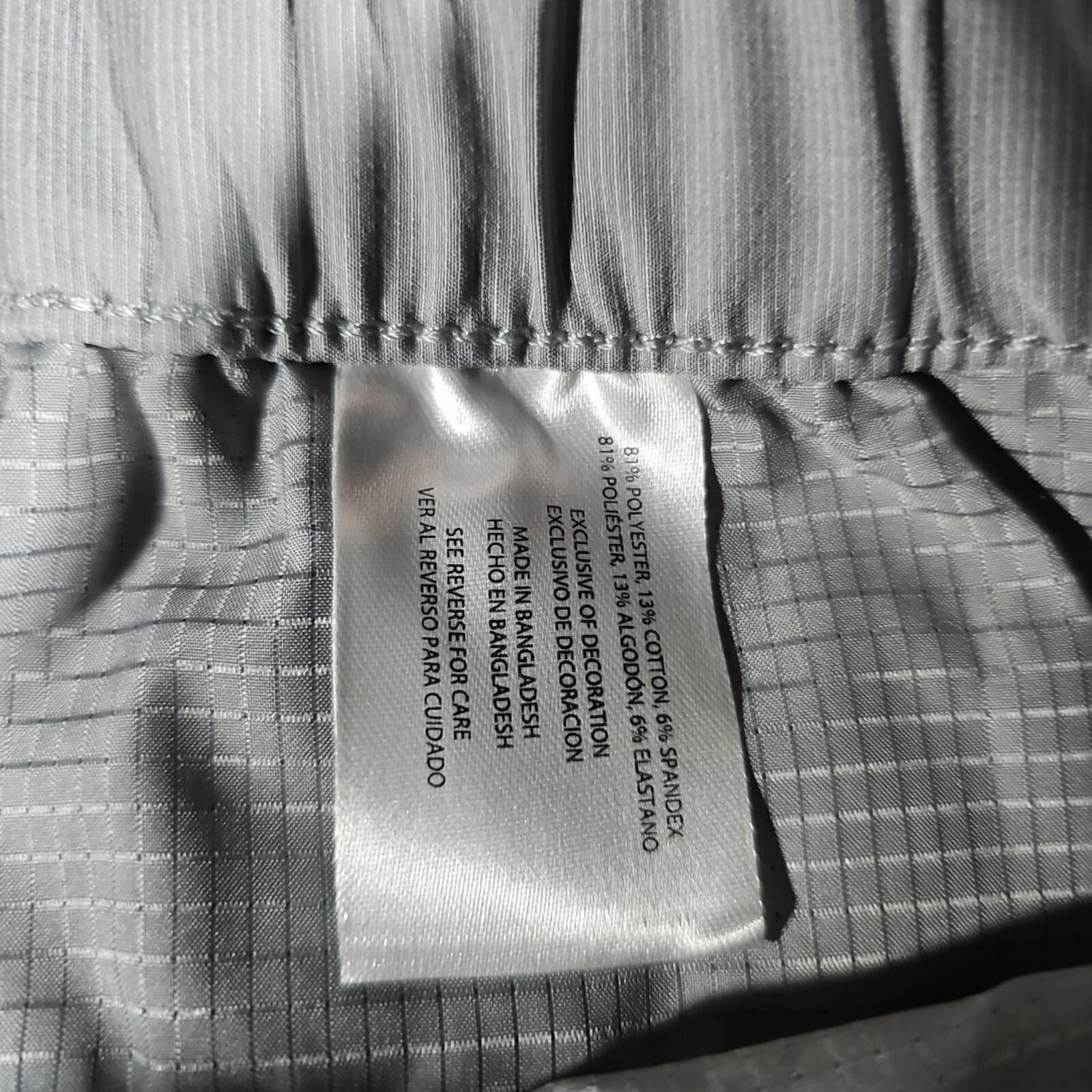 Banana Republic Banana Republic Sz 38 Shorts Size US 38 / EU 54 - 3 Thumbnail