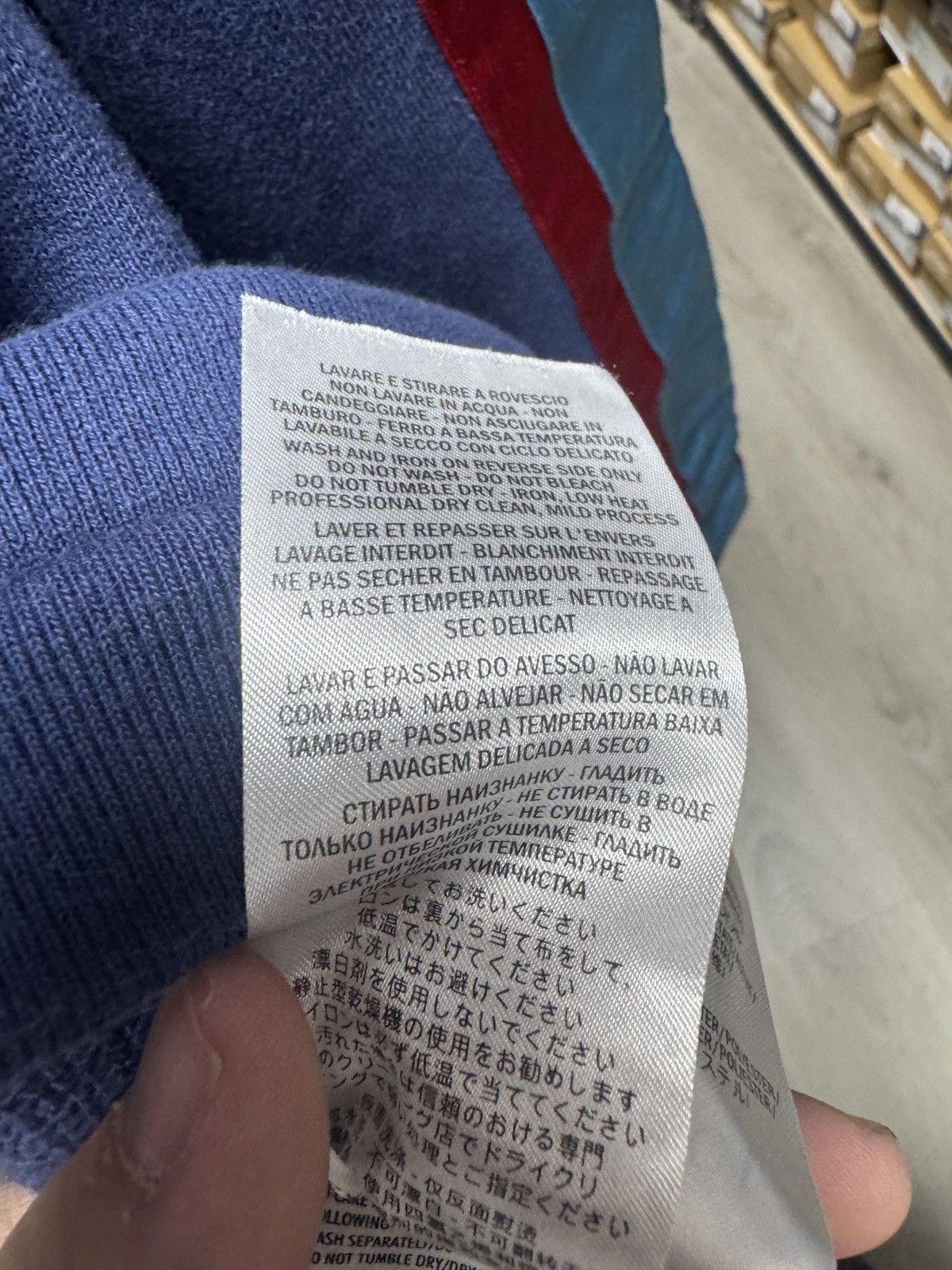 Gucci Gucci Satin Logo Crewneck Size US L / EU 52-54 / 3 - 10 Thumbnail