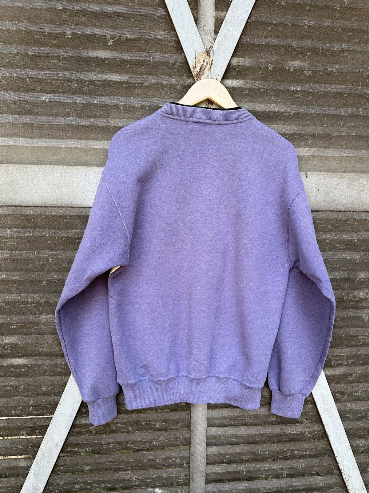 Valentino 👹Vintage Valentino Gabbana Embroidery Logo Crewneck Size US M / EU 48-50 / 2 - 8 Thumbnail