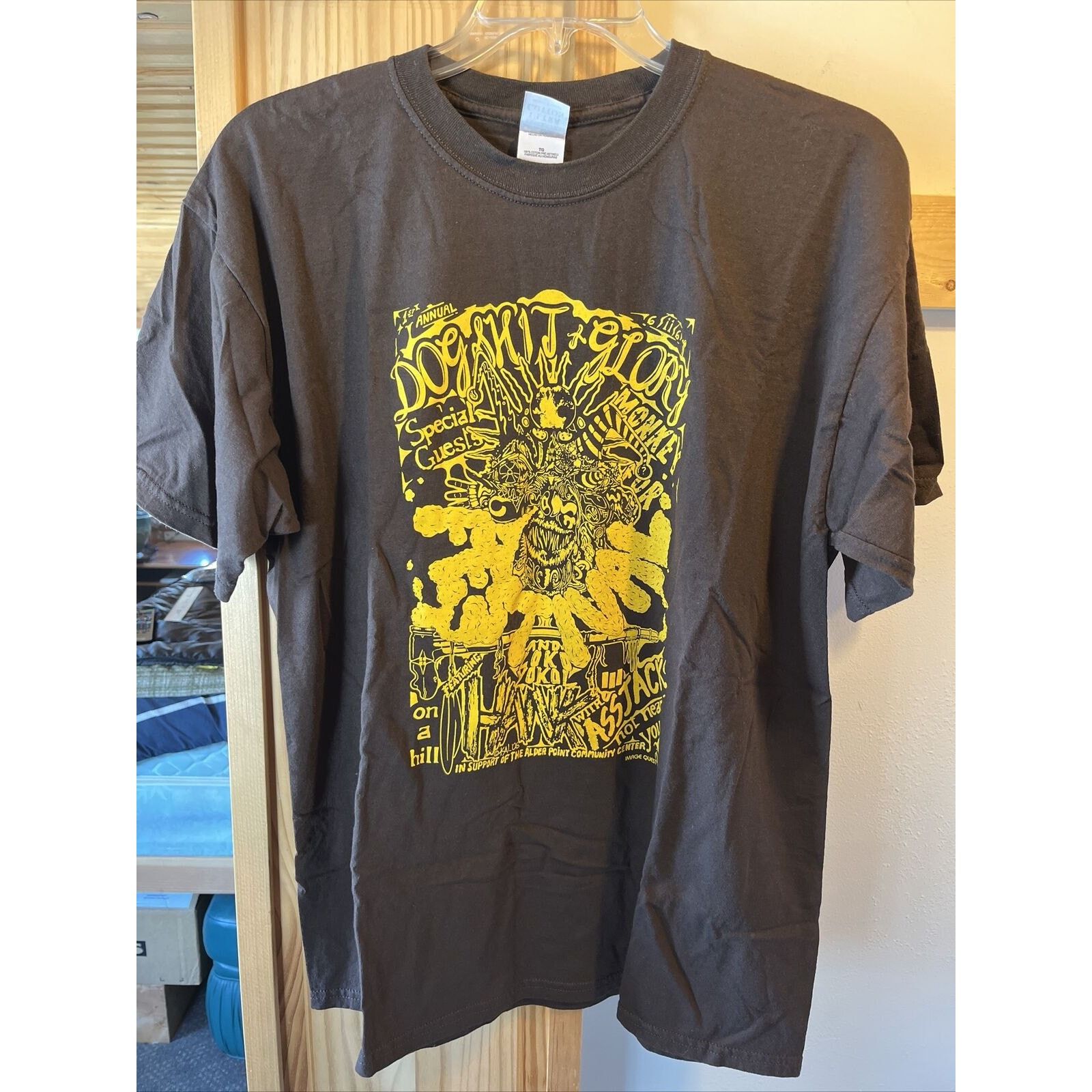 Gildan Dogsh*t & Glory Festival M Brown HANK III Monkey Fur 06 Tee Size US M / EU 48-50 / 2 - 3 Thumbnail