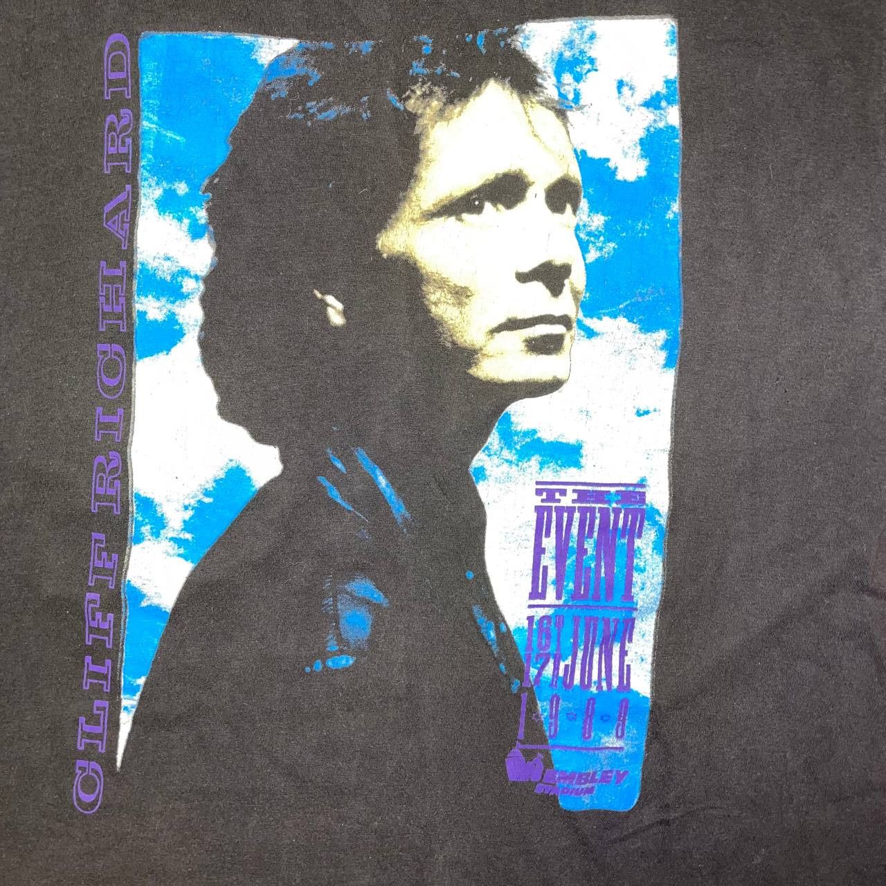 Vintage Cliff Richard 1989 rock band tour tee Vintage Size L Size US L / EU 52-54 / 3 - 11 Thumbnail