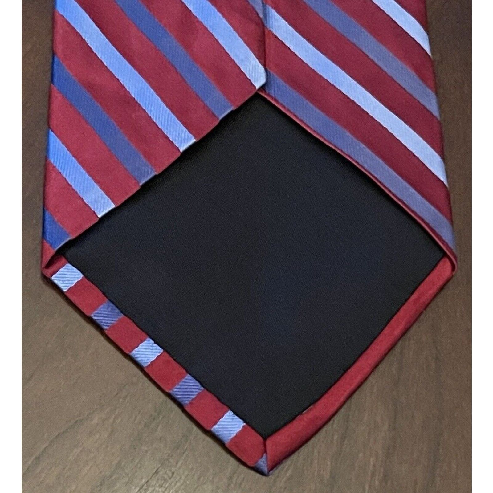 Van Heusen Van Heusen Red Blue 100% Imported Silk Made In USA Size ONE SIZE - 2 Thumbnail