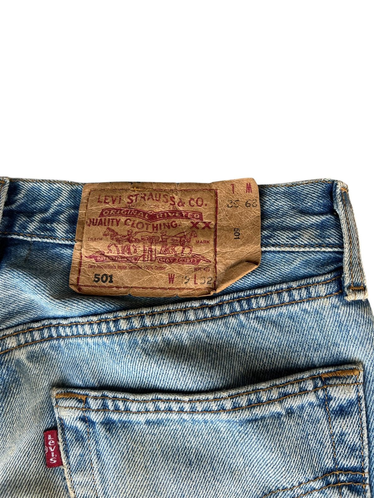 Levi's Vintage 1996 Levi’s 501 X Aditi Art Dirty Denim Jeans Size US 29 - 20 Thumbnail