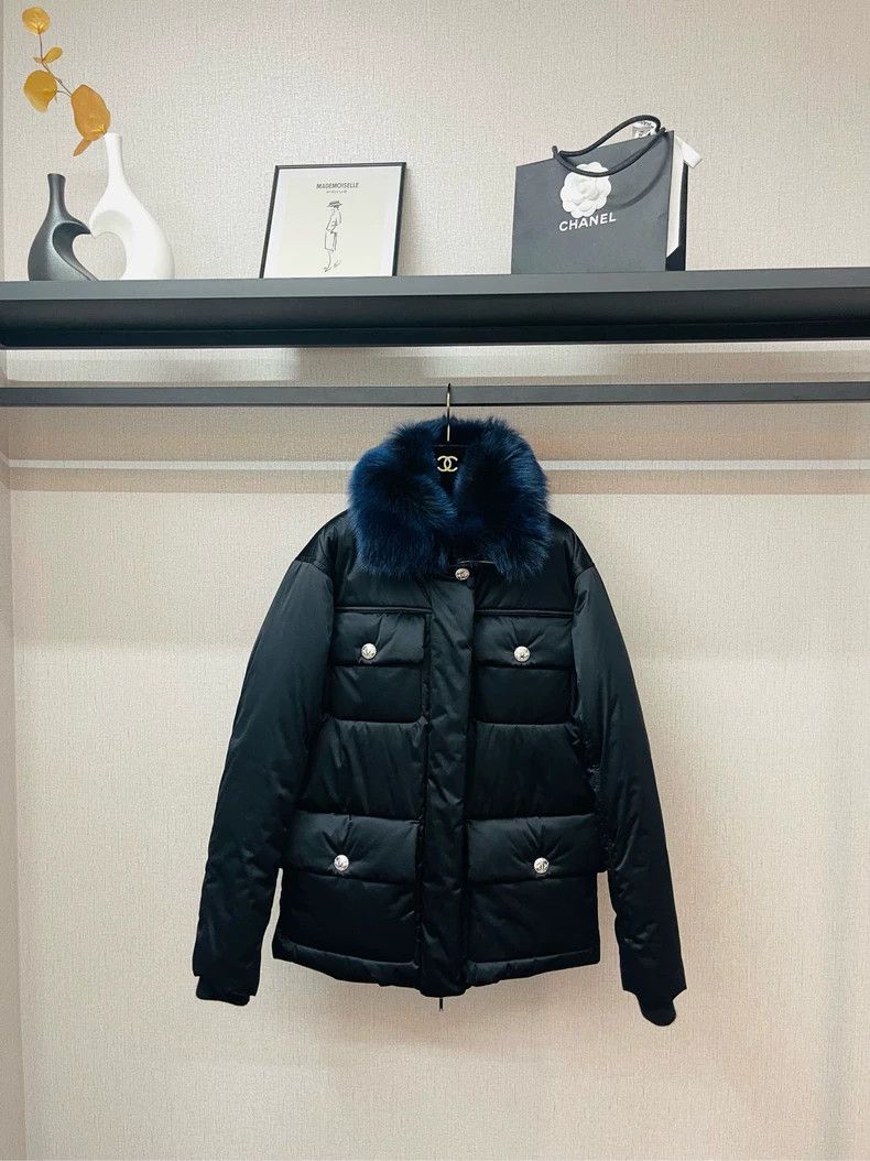 Chanel Chanel 23N Ski Series Fur Collar Down Jacket 2504-Nextarrow Size XS / US 0-2 / IT 36-38 - 1 Thumbnail
