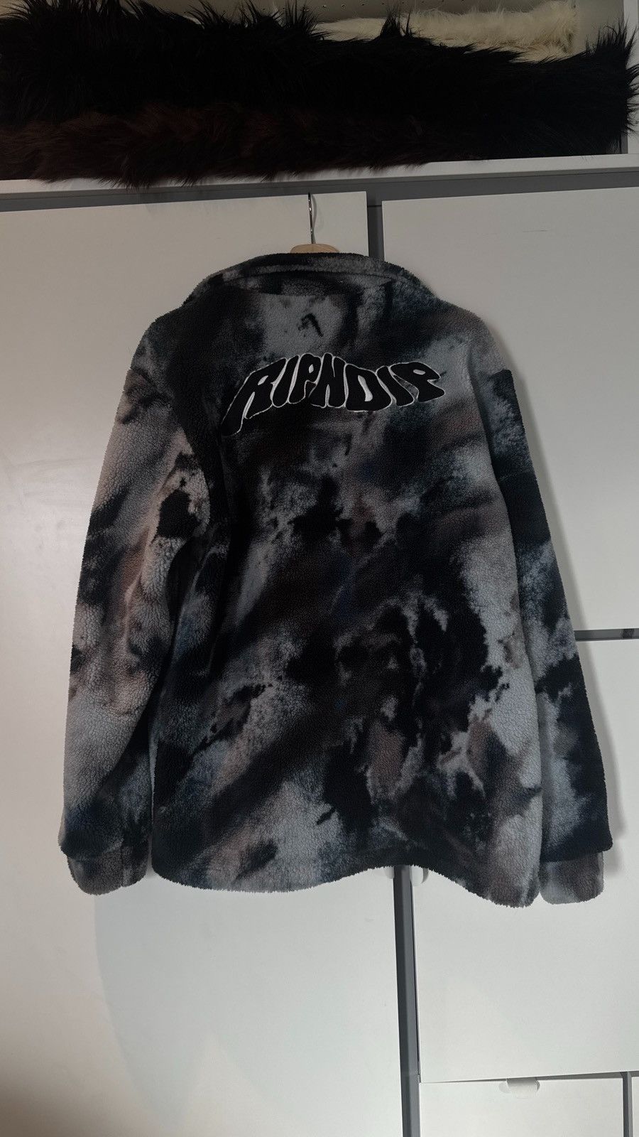 RIPNDIP Ripndip Warped Tie Dye Sherpa Jacket Size US M / EU 48-50 / 2 - 3 Thumbnail