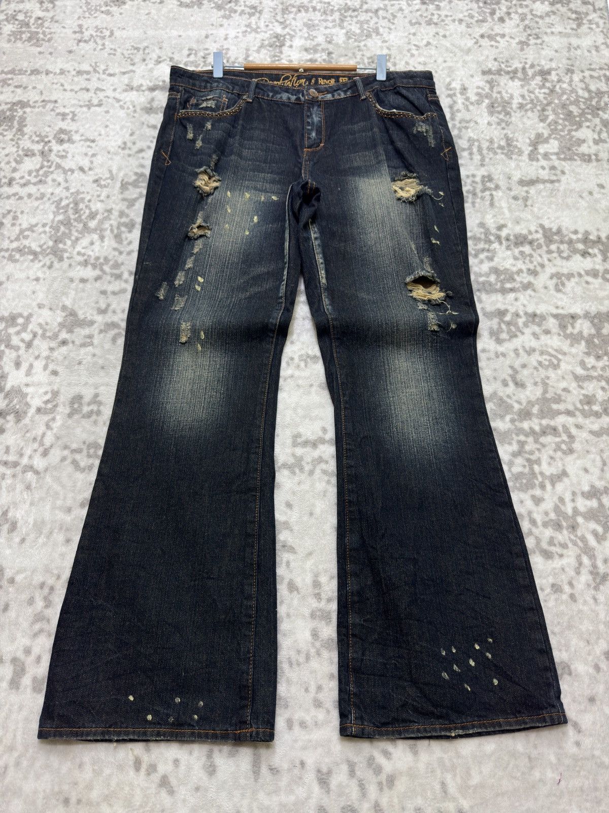 Tornado Mart Revolution Flared Denim Distressed Thrashed Paint Splatter Size US 37 - 1 Thumbnail