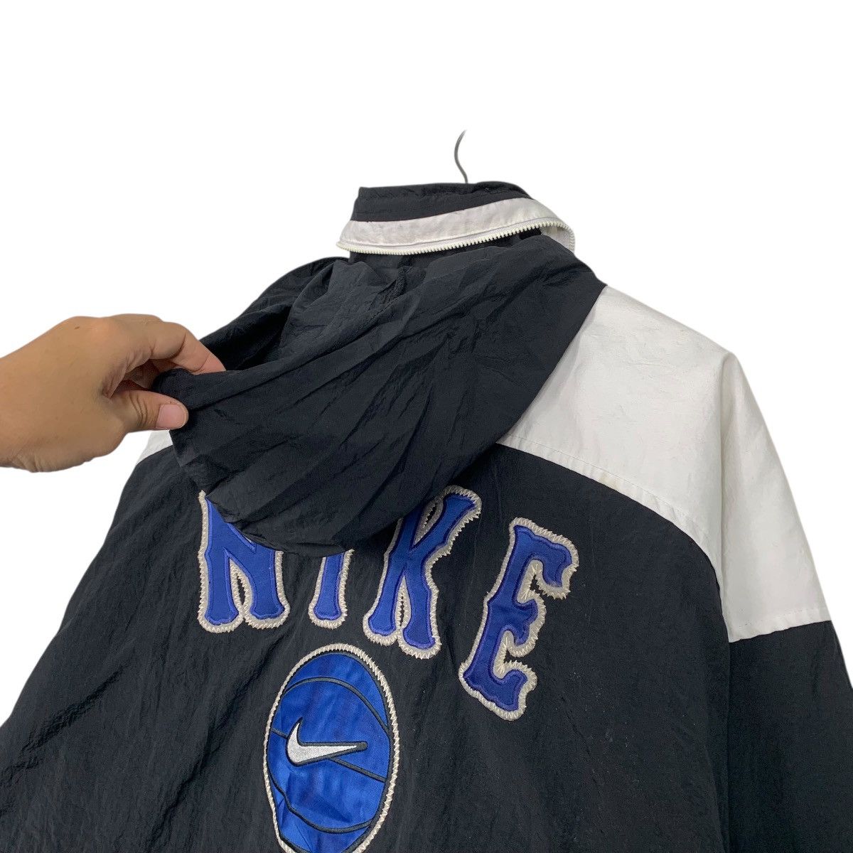 Nike Vintage Nike Basketball Jacket Size US XL / EU 56 / 4 - 10 Thumbnail