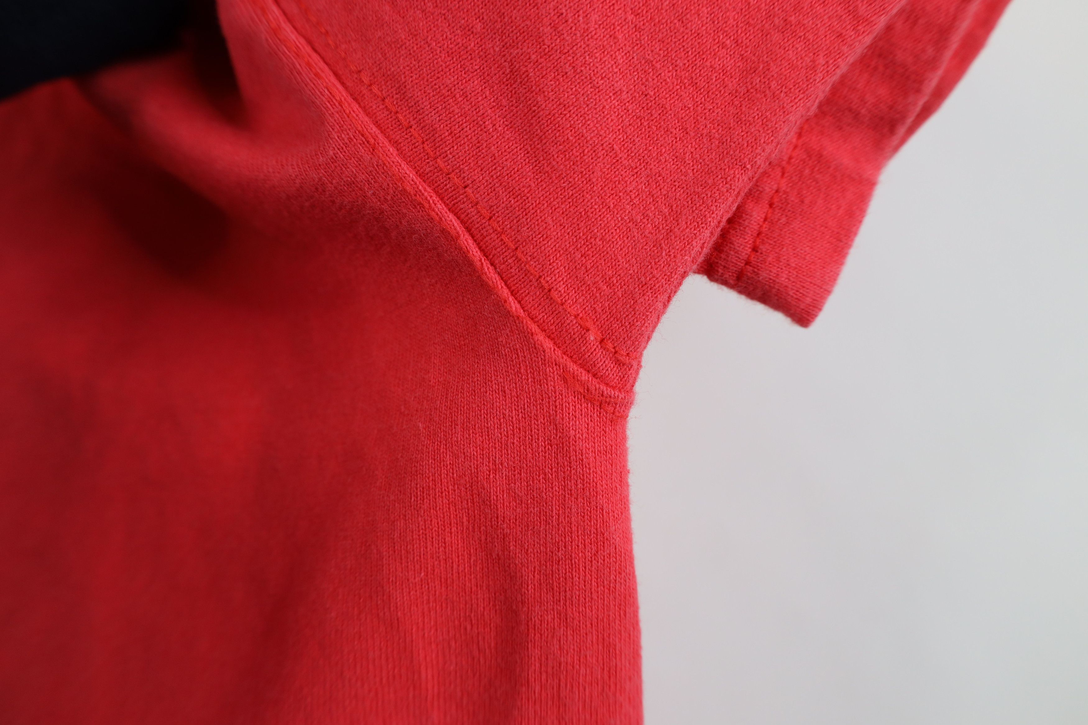 Vintage Vintage 90s Streetwear Heavyweight Cotton T-Shirt Red USA Size US M / EU 48-50 / 2 - 5 Thumbnail