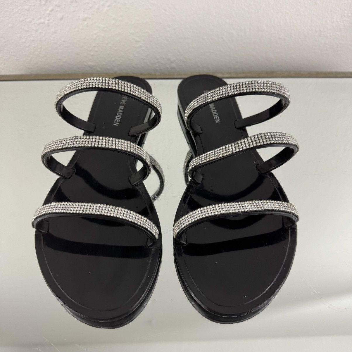 Steve Madden STEVE MADDEN Black Silver Strappy Yoma Jelly Slip On Sandals Size US 7 / IT 37 - 6 Thumbnail