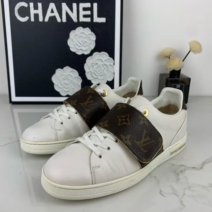 Louis Vuitton Louis Vuitton Frontrow White Leather Sneakers 0079 Size US 7 / IT 37 - 1 Thumbnail