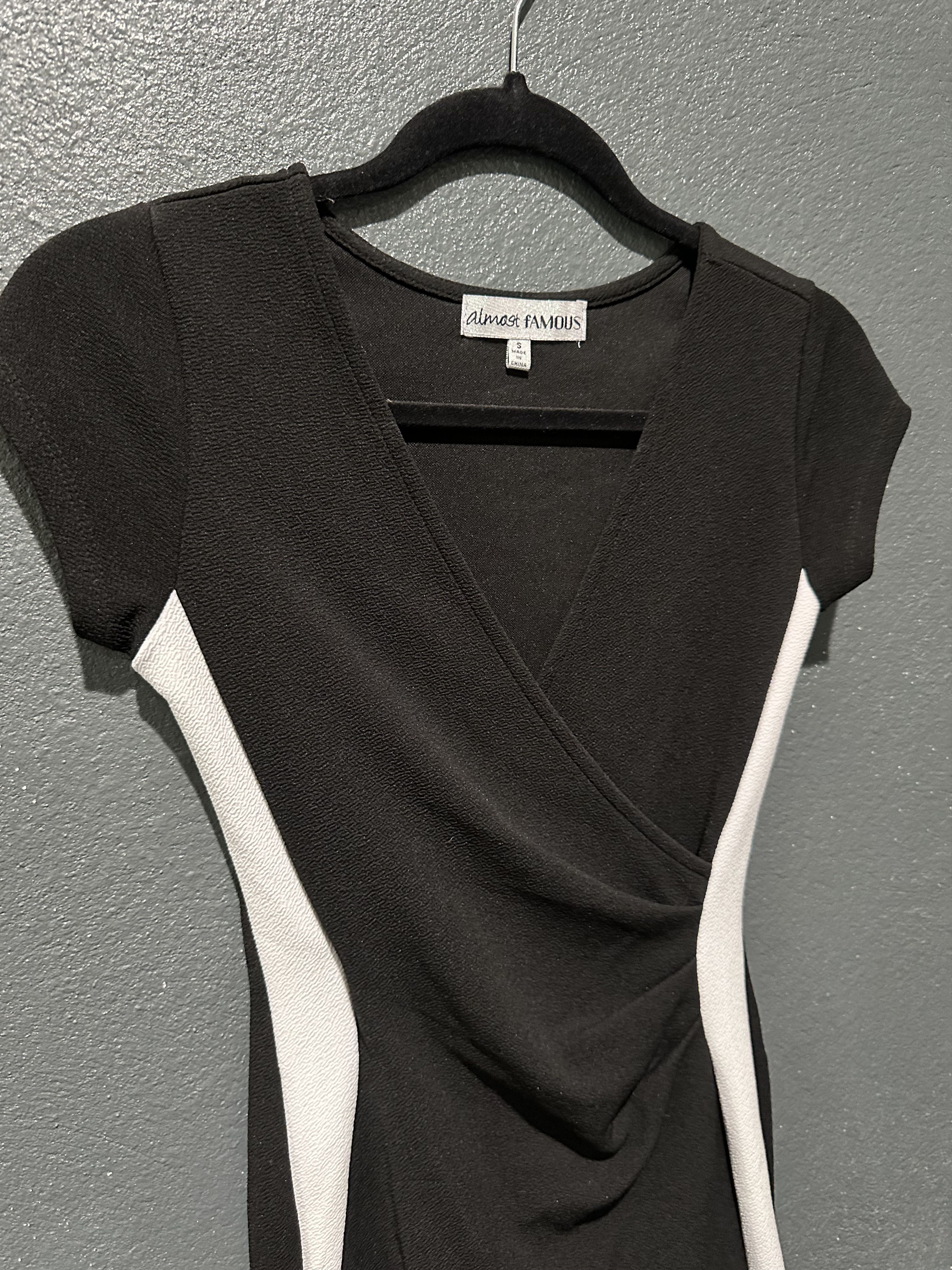 Almost Famous Almost Famous Black Dress Size S / US 4 / IT 40 - 2 Thumbnail