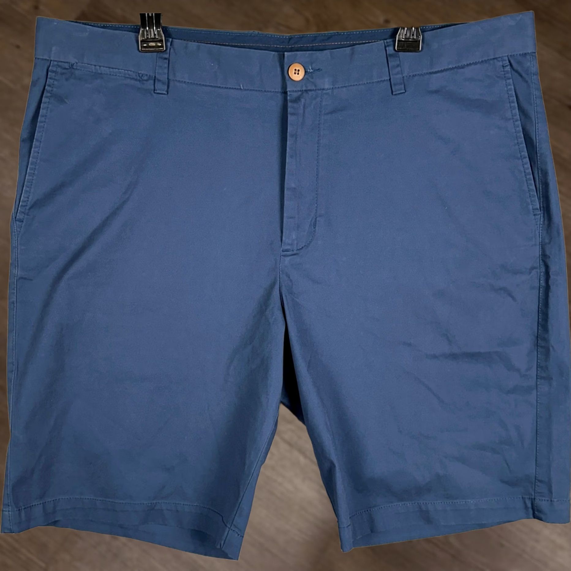 Tommy Bahama Tommy Bahama Shorts Mens 40 Navy Blue Khaki Chino Casual Flat Front Stretch Logo Size US 40 / EU 56 - 1 Thumbnail