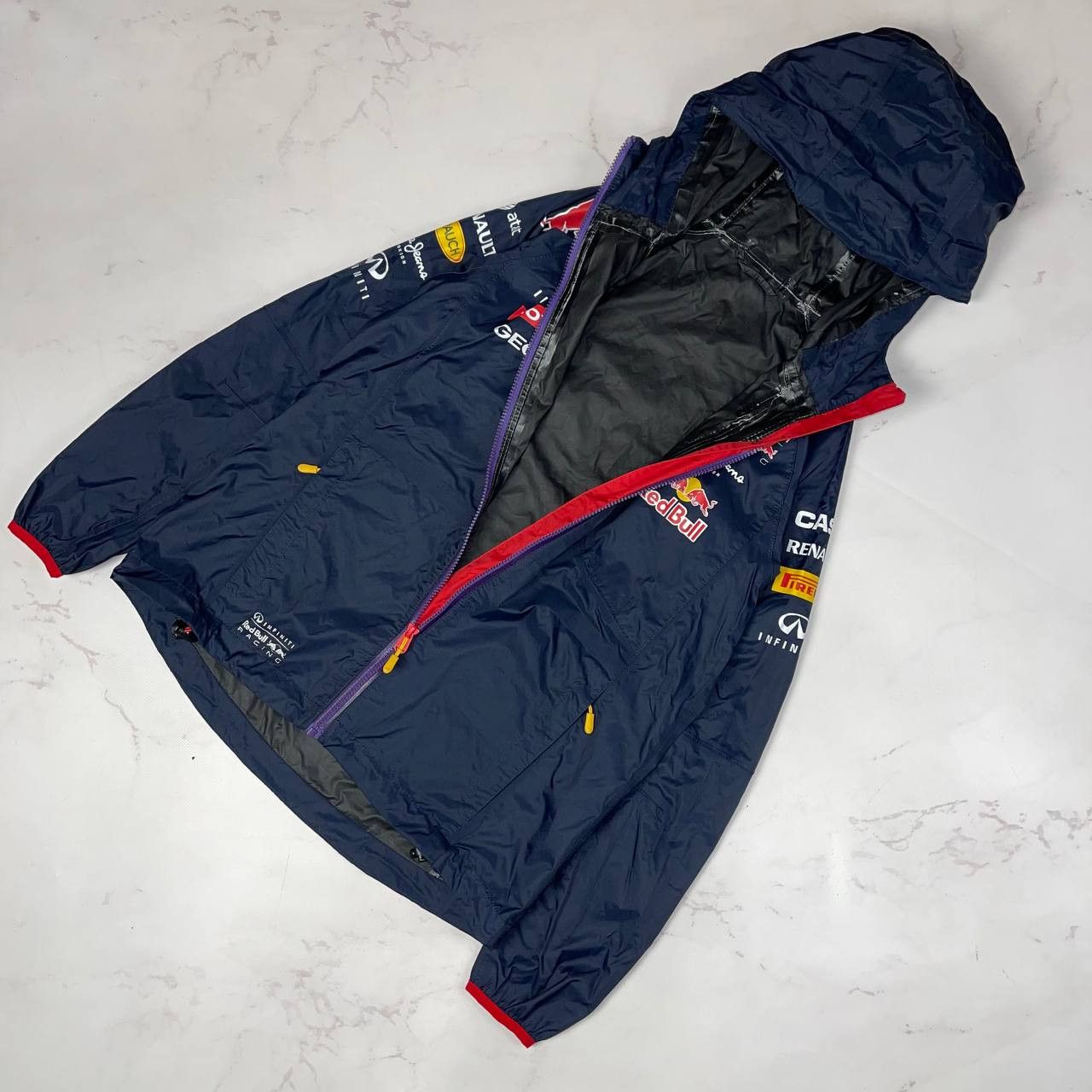Red Bull Red Bull Infiniti F1 Racing Raincoat Jacket men’s size Size US S / EU 44-46 / 1 - 6 Thumbnail