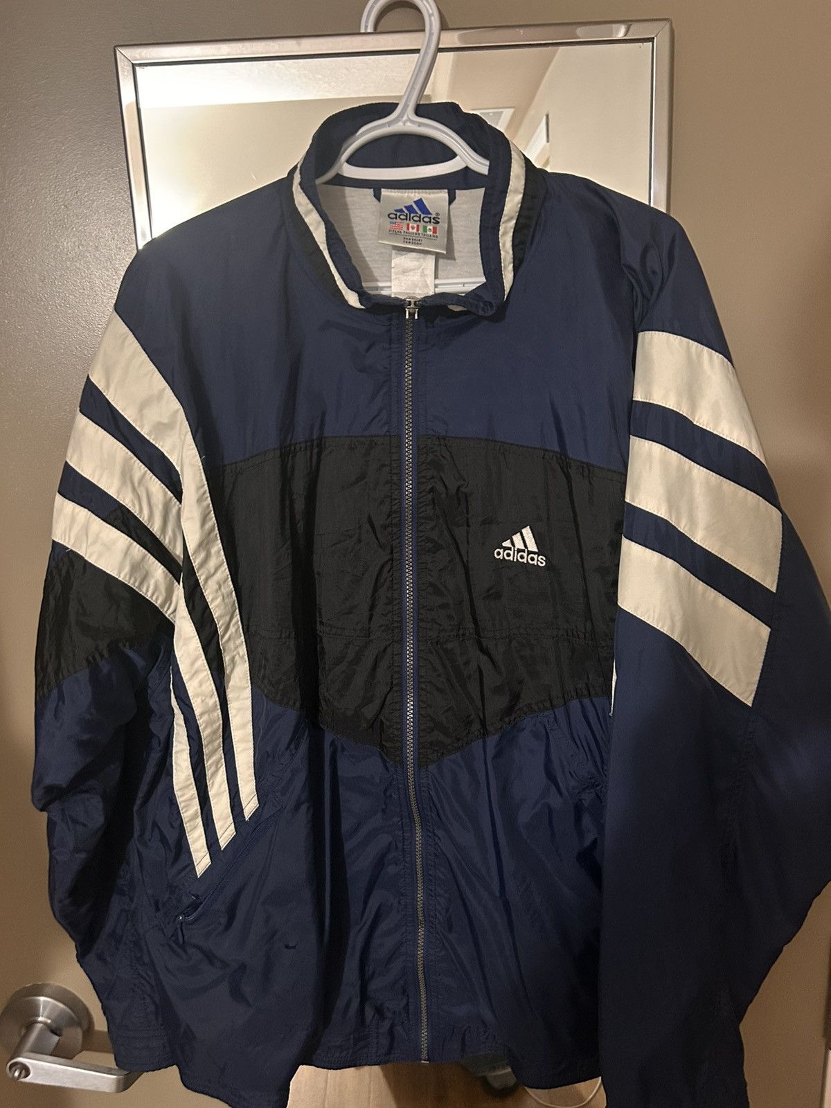 Adidas Vintage adidas windbreaker Size US XL / EU 56 / 4 - 1 Thumbnail