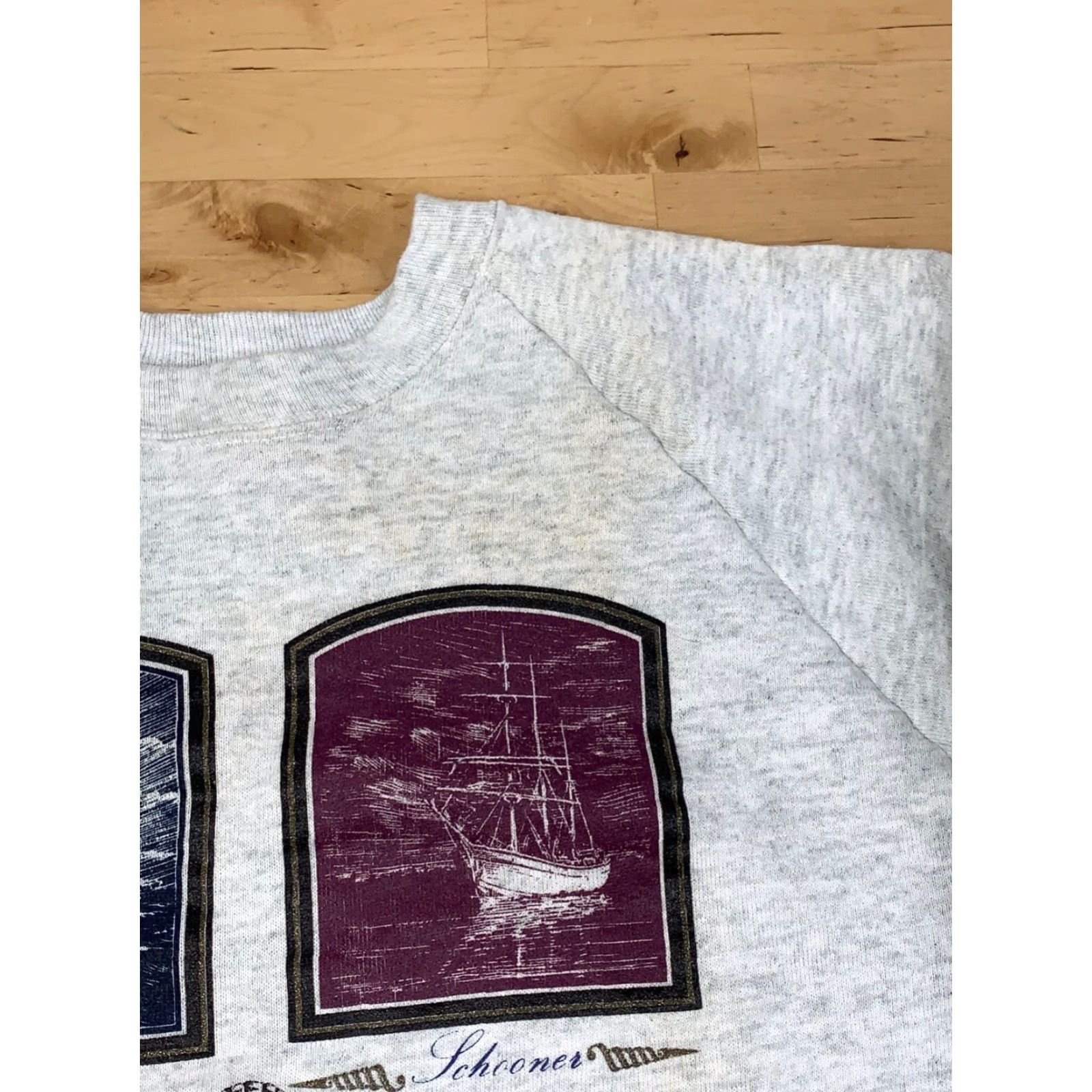 Fruit Of The Loom VINTAGE Boston Sweatshirt Pullover Adult M Gray Casual Sailing Ships USA 90s Nautical Graphic Print Sweatshirt Pullover Mens Gray Boston Ships 90s USA Size US M / EU 48-50 / 2 - 5 Thumbnail