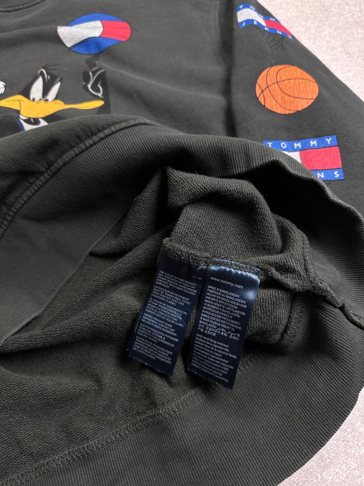 Tommy Hilfiger Tommy Hilfiger x Space Jam Sweatshirt L Size US L / EU 52-54 / 3 - 5 Thumbnail