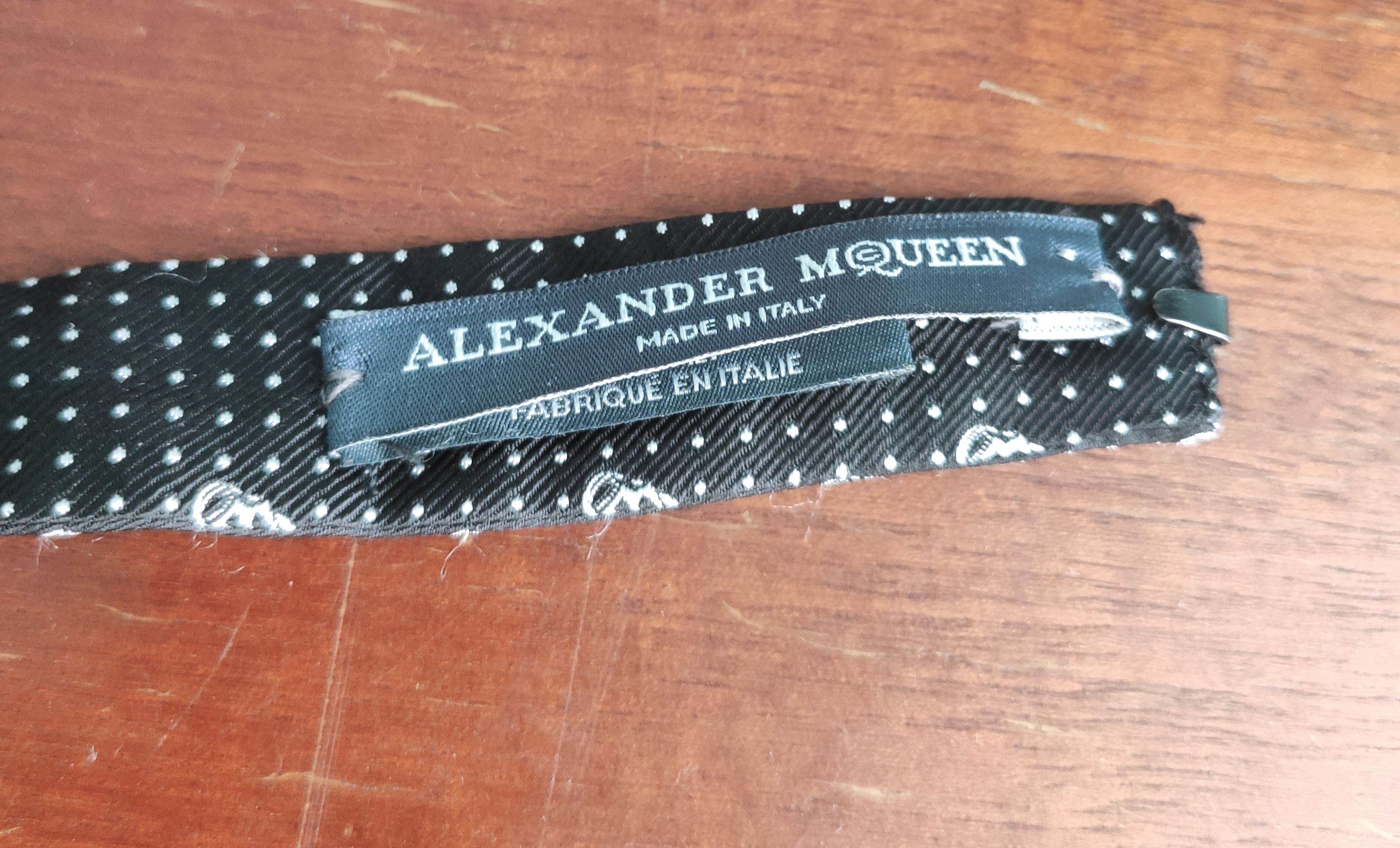 Alexander McQueen Bowtie x2.Like Saint Laurent or Dior Homme. Size ONE SIZE - 6 Thumbnail
