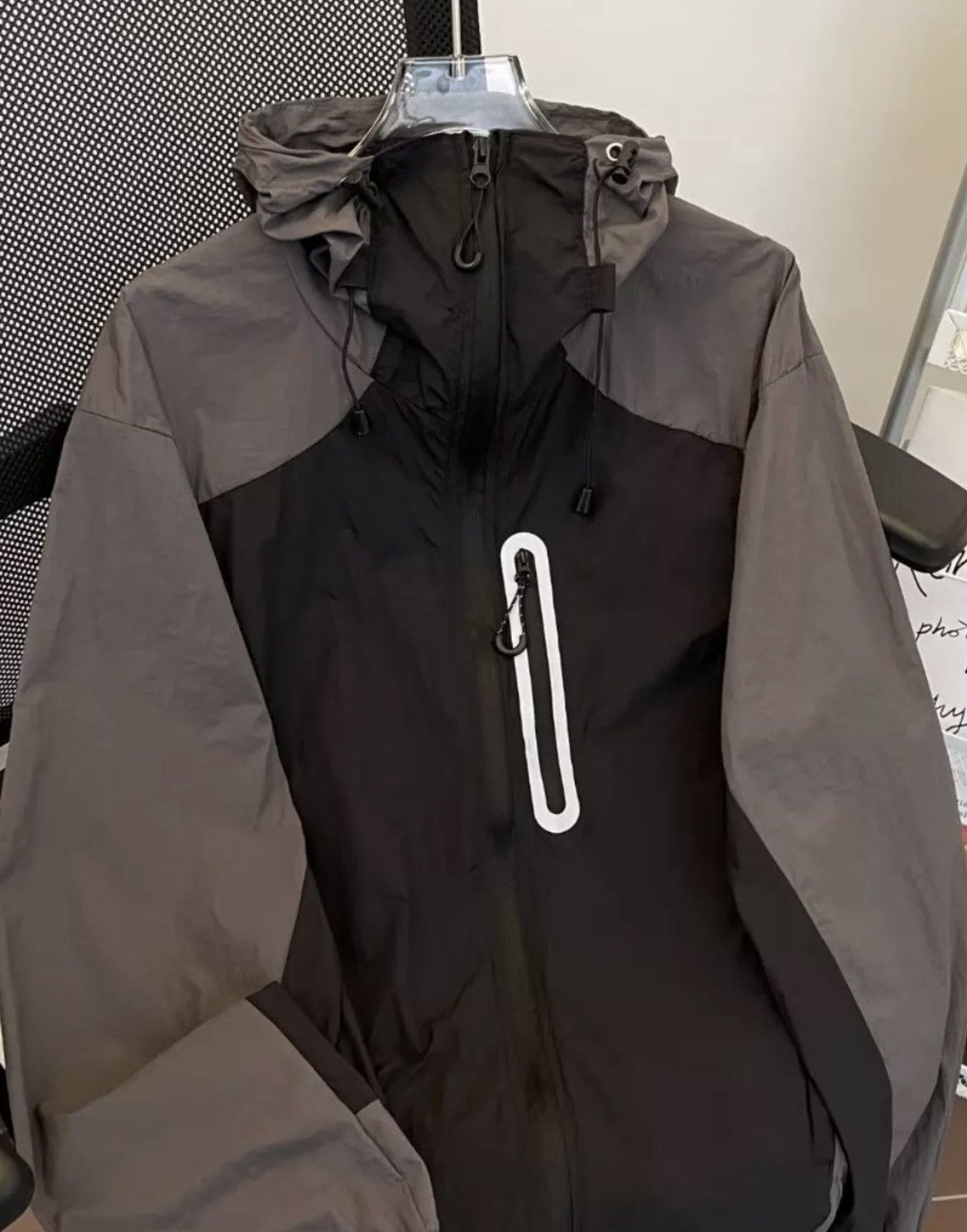 Other Men's Color Block Windproof Hooded Jacket Size US L / EU 52-54 / 3 - 2 Thumbnail