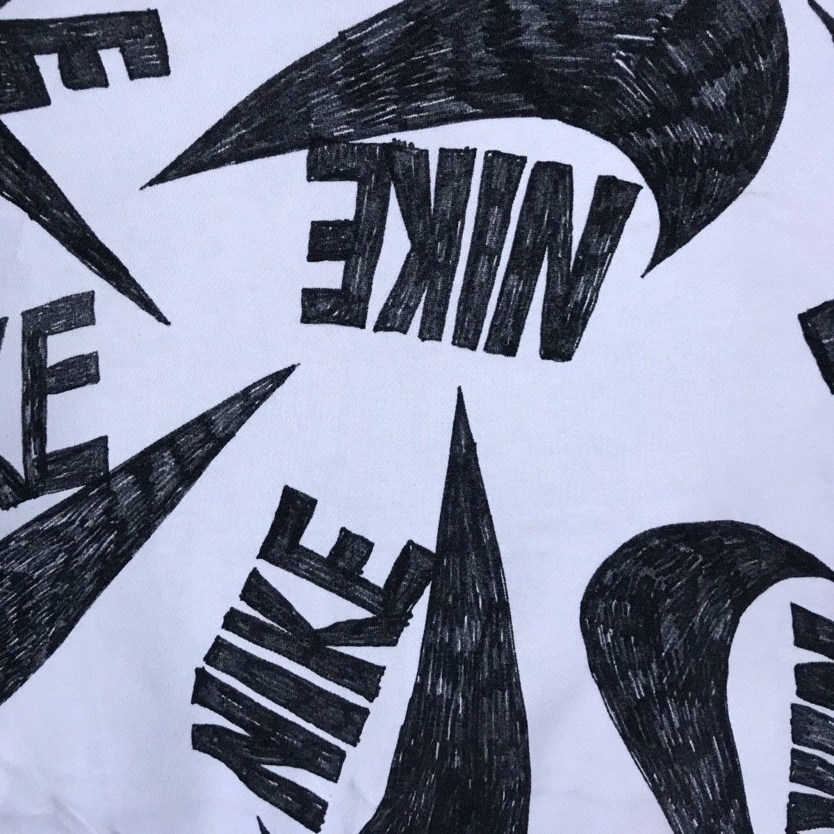 Nike Nike All Over Print Pullover Jumper Sweatshirt Size M / US 6-8 / IT 42-44 - 3 Thumbnail