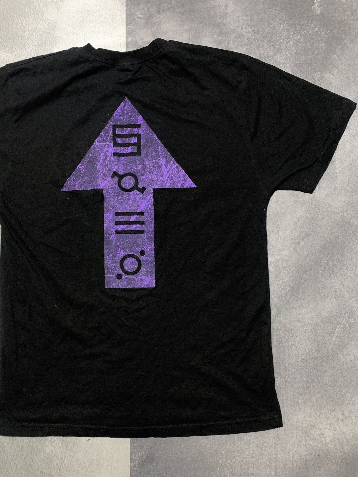 Band Tees × Vintage Vintage Y2K Thirty Seconds To Mars band tee Big Logo size M Size US M / EU 48-50 / 2 - 8 Thumbnail