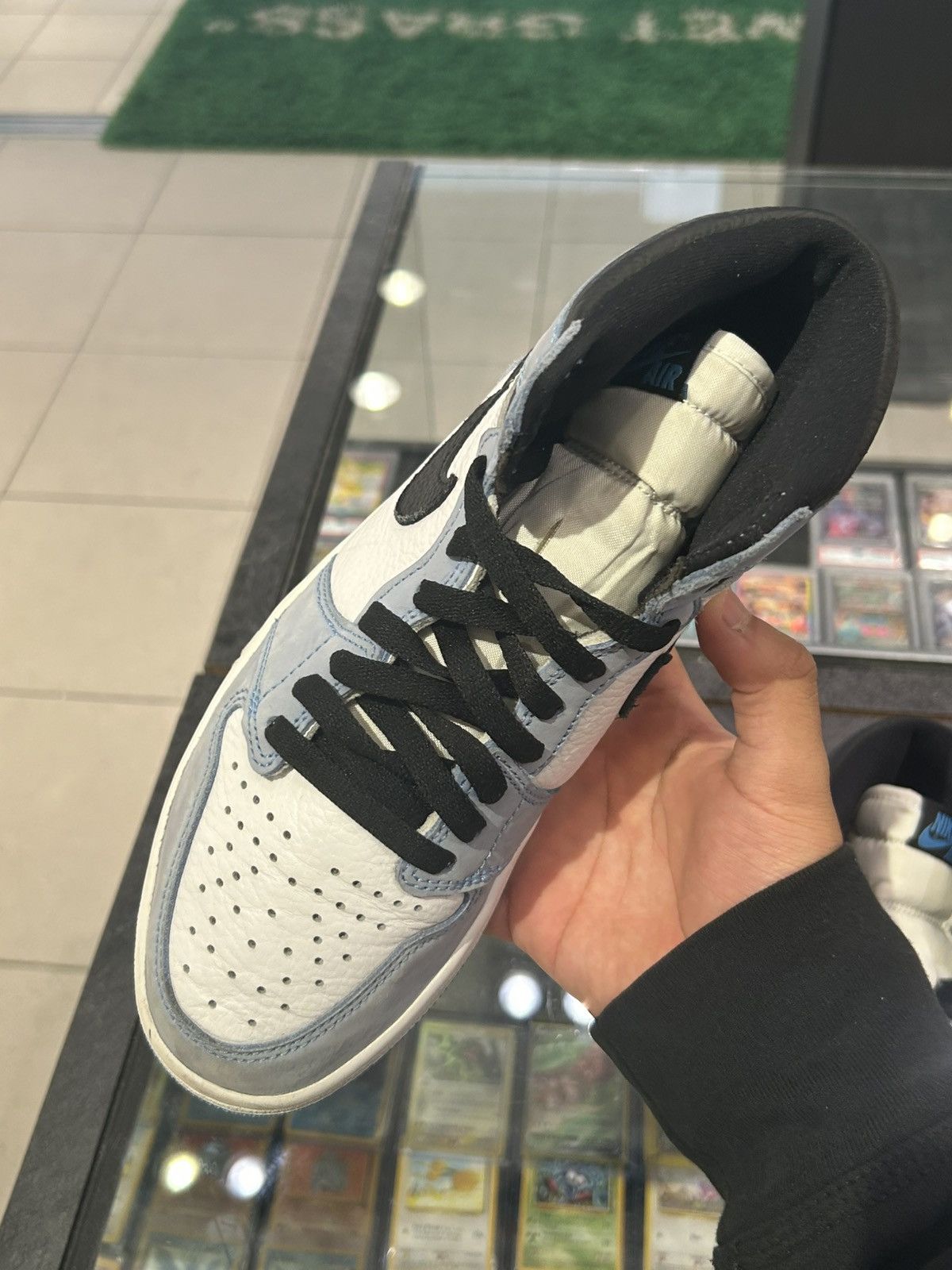 Jordan Brand Jordan 1 University Blue 2020 Size US 7.5 / EU 40-41 - 6 Thumbnail