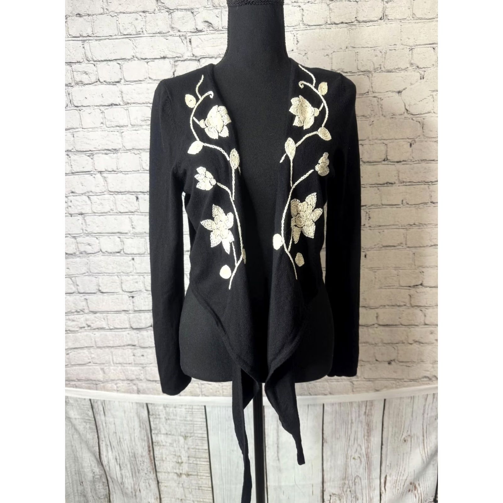 Vintage VINTAGE SML Design Women's Sweater Wrap Black Floral Embroidery L Crew Neck Knit Size L / US 10 / IT 46 - 5 Thumbnail