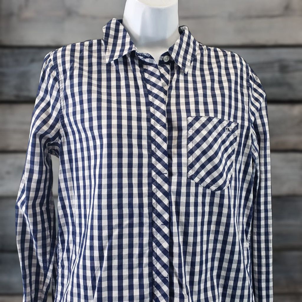 Vineyard Vines Vineyard Vines Button-Up Shirt Womens Size 6 Blue White Gingham 100% Cotton Relaxed Fit Long Sleeve Collared Button Front Size M / US 6-8 / IT 42-44 - 1 Thumbnail