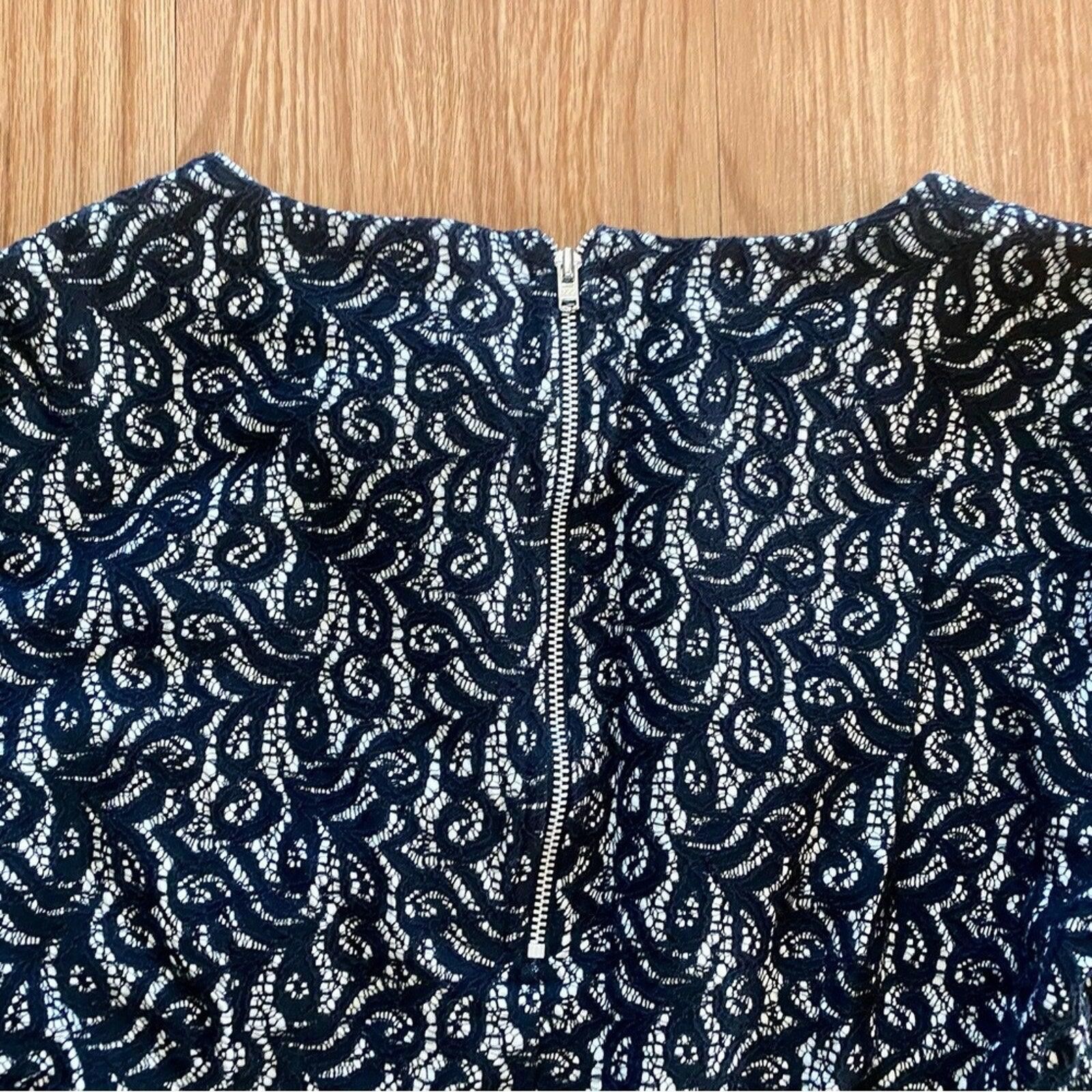 J.Crew J Crew Black Peplum Lace Blouse Top Womens Medium Size M / US 6-8 / IT 42-44 - 8 Thumbnail