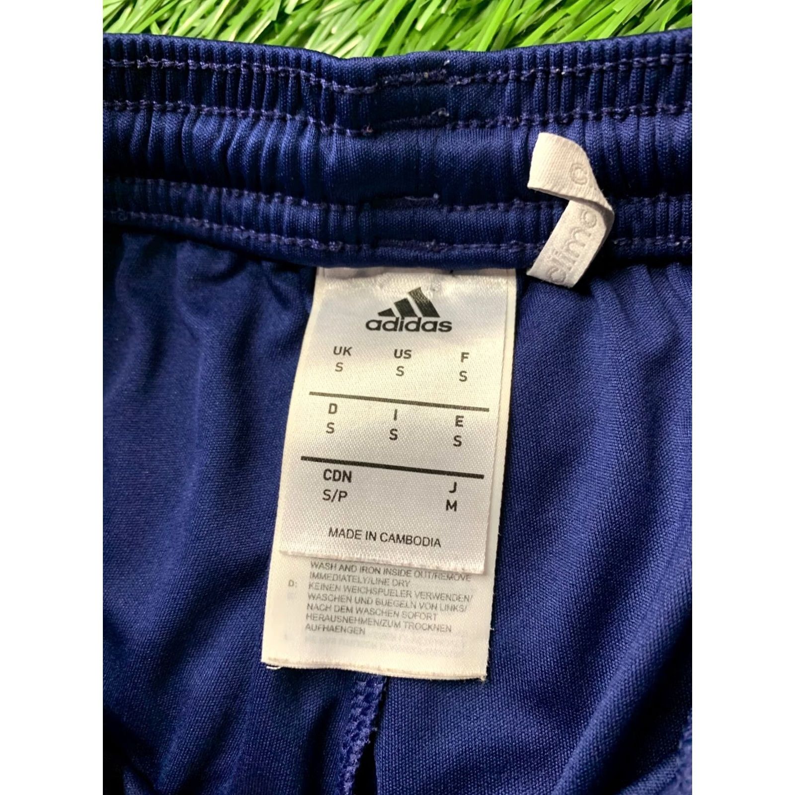 Adidas ADIDAS FOOTBALL SHORTS CLIMALITE 2018 MENS S NAVY BLUE AND WHITE SHORTS Regular Fit Size S Training Size US 29 - 4 Thumbnail