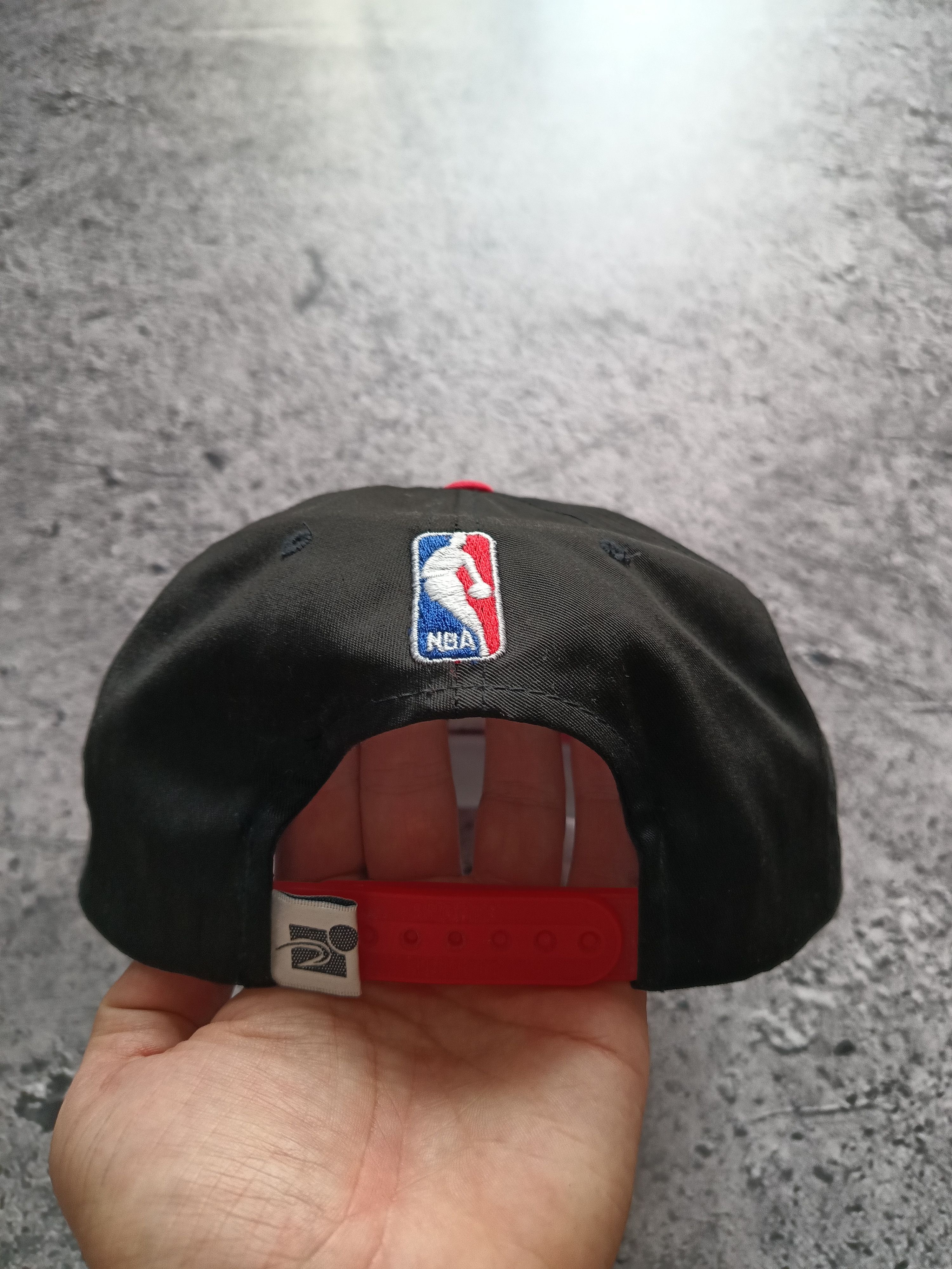 NBA × Sports Specialties Vintage Chicago Bulls sport specialties hat Size ONE SIZE - 5 Thumbnail