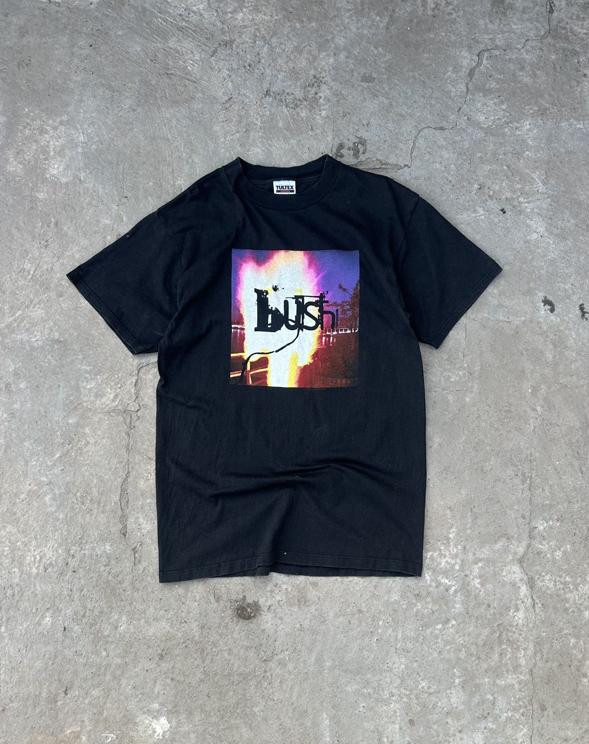 Band Tees Vintage 90s Bush “Suitcase” Tour Tee Size US M / EU 48-50 / 2 - 1 Thumbnail