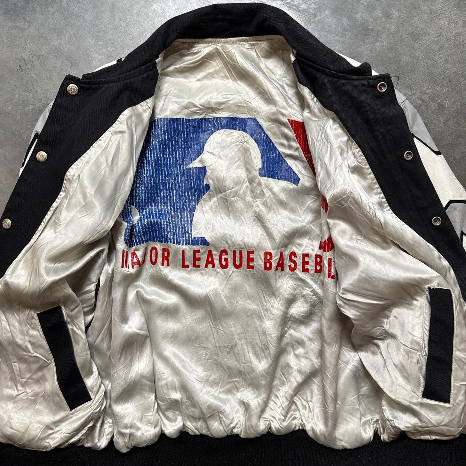Vintage Vintage 90s Jeff Hamilton Chicago White Sox Leather Jacket Size US L / EU 52-54 / 3 - 6 Thumbnail