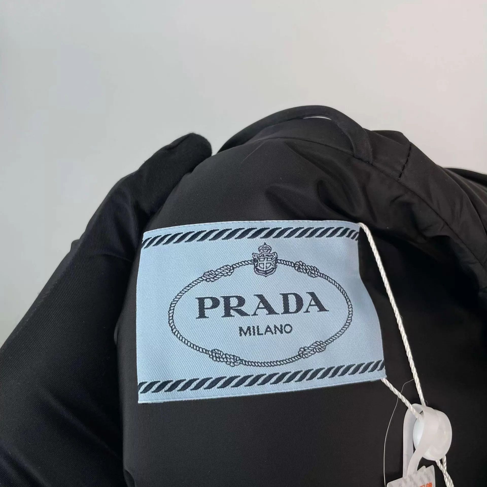 Prada Prada Triangle Logo Black Puffer Jacket 36 Size XS / US 0-2 / IT 36-38 - 4 Thumbnail