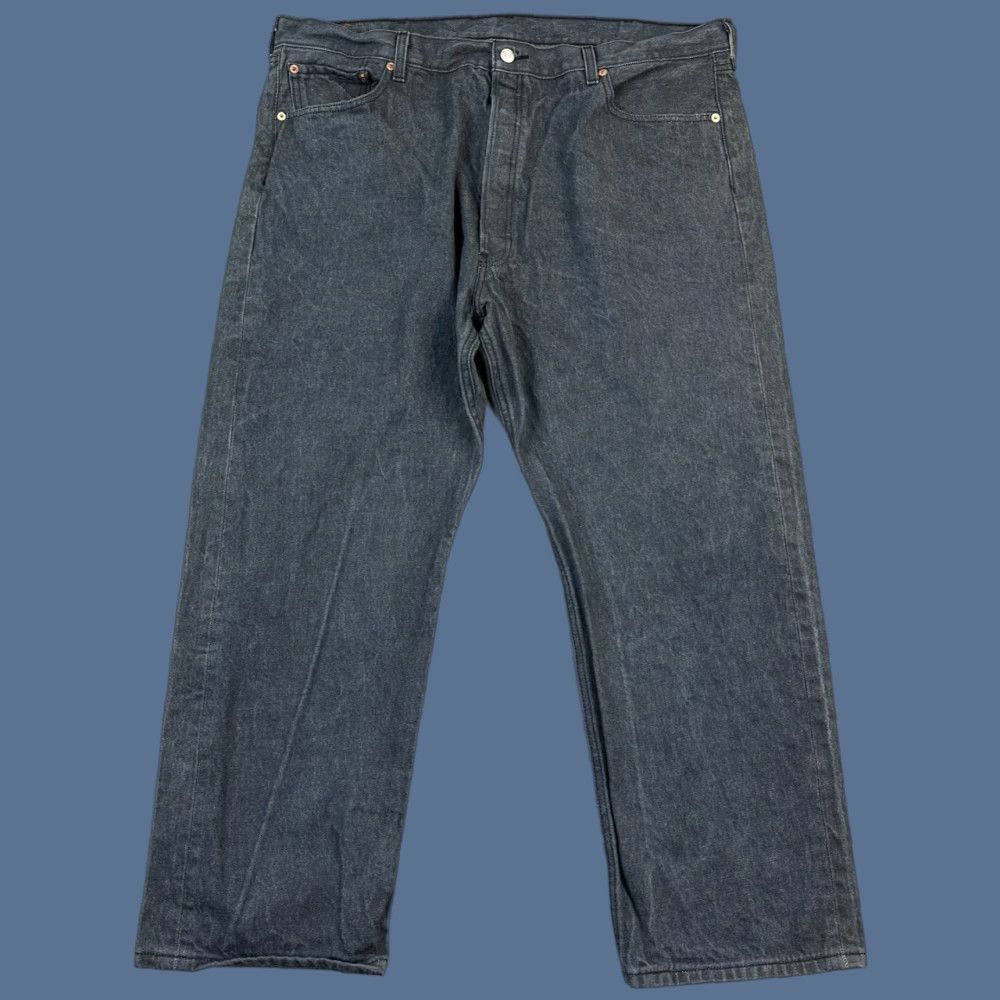 Levi's VINTAGE Levi's 501 Jeans Mens 44x30 Dark Wash Straight Fit Button Fly Casual Y2K Mens Denim Blue 80s Retro USA Jeans Size US 44 / EU 60 - 1 Thumbnail