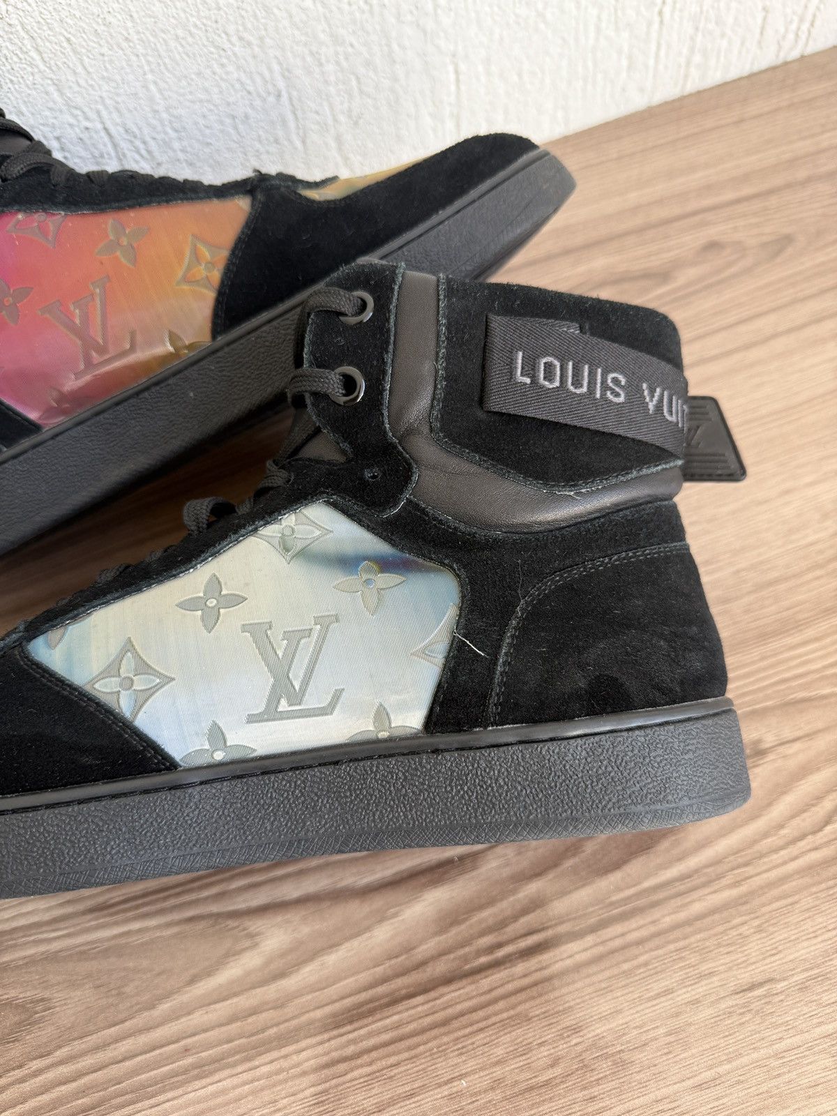 Louis Vuitton Monogram Rivoli leather sneakers Size US 10 / EU 43 - 15 Thumbnail