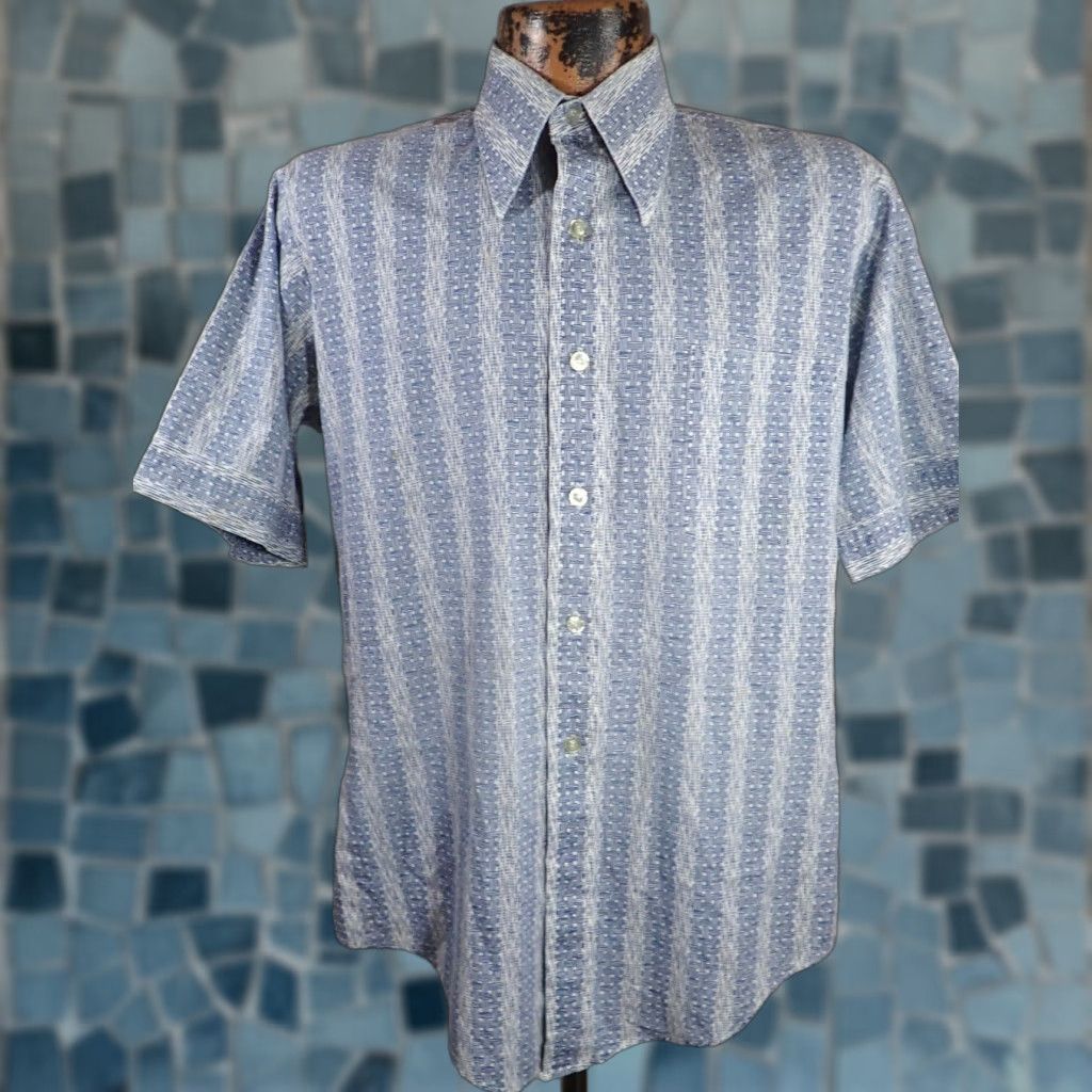 Van Heusen Hampshire House Van Heusen 70s Vintage Dagger Collar Button Shirt M Basket Weave Blue White Polyester Blend Rockabilly Rockabilly? Size US M / EU 48-50 / 2 - 1 Thumbnail