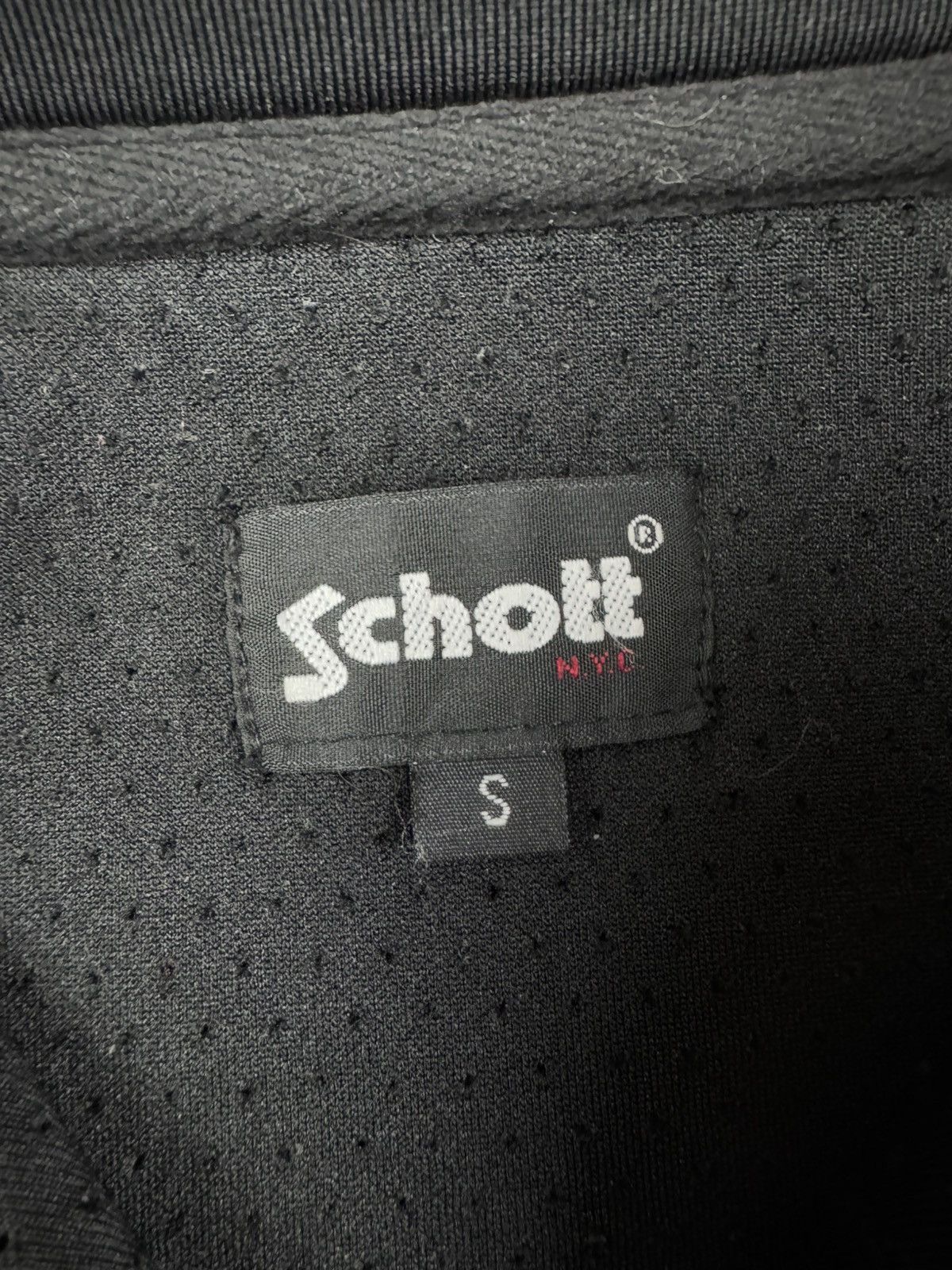 Schott × Vintage Rare Vintage 90s Schott perforated neoprene logo zip jacket Size US S / EU 44-46 / 1 - 14 Thumbnail