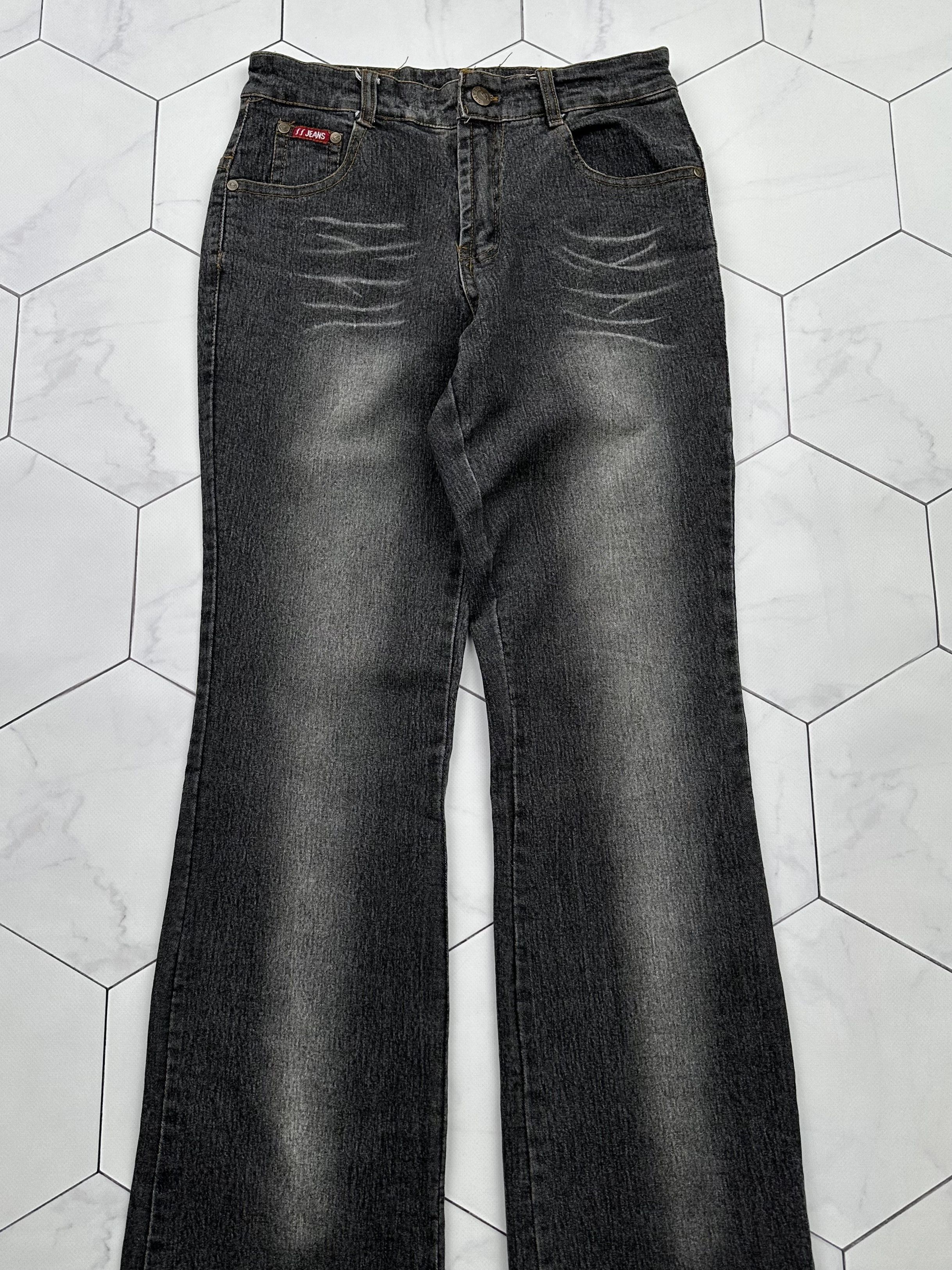 Japanese Brand Vintage Faded Flare Jeans(E2)(B8) Size 26" / US 2 / IT 38 - 2 Thumbnail