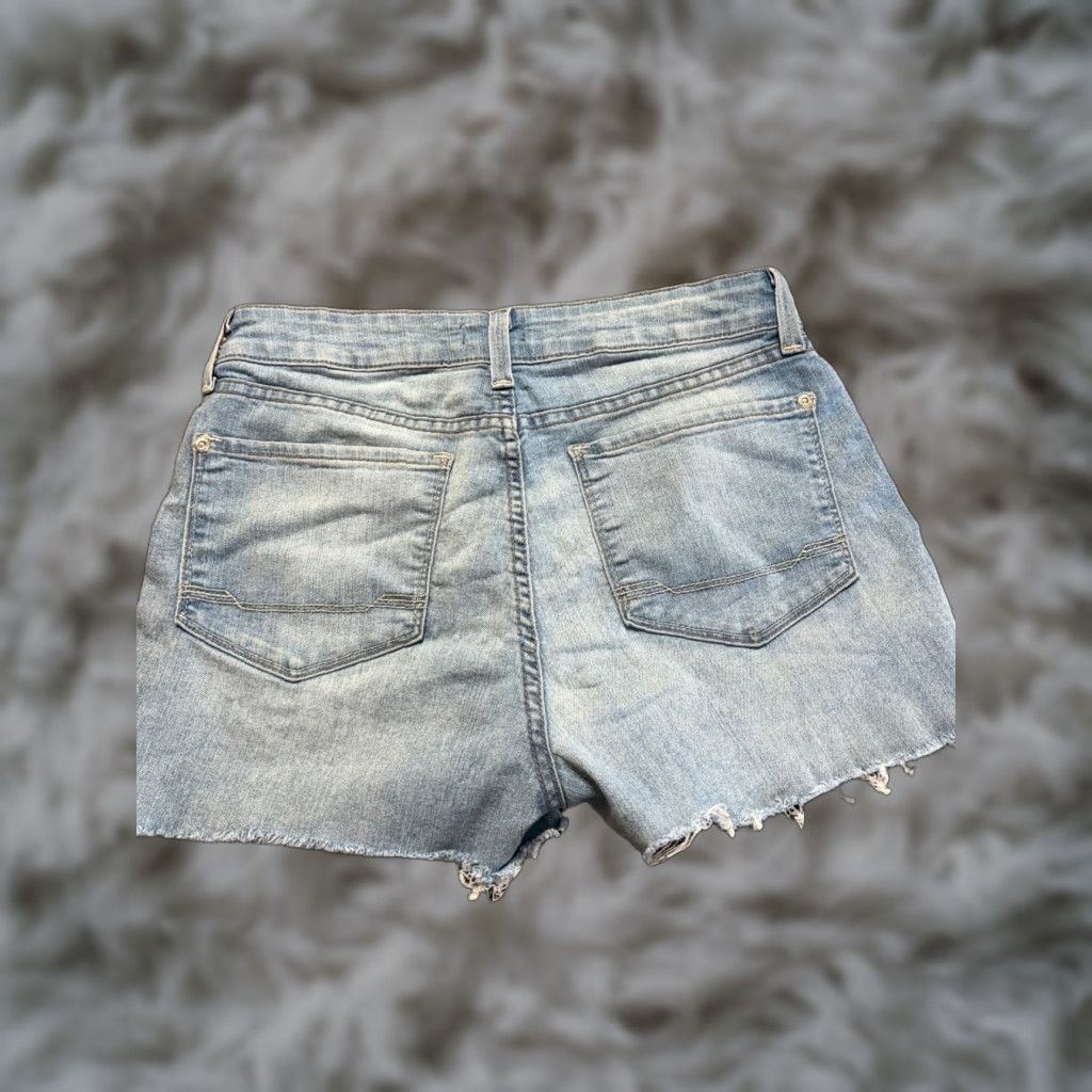 NYDJ NYDJ Shorts Women's Blue Denim Cut-Off 3" Inseam Size 8 Size 30" / US 8 / IT 44 - 1 Thumbnail