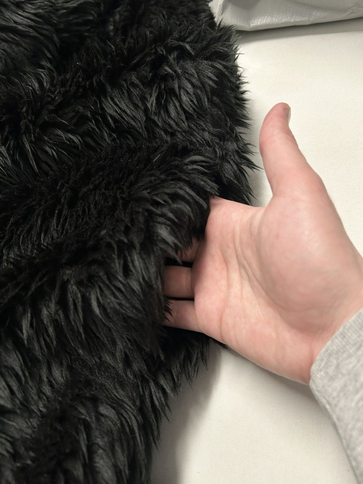 Balenciaga 2023 Mud Show Hooded Faux Fur Scarf Size ONE SIZE - 5 Thumbnail