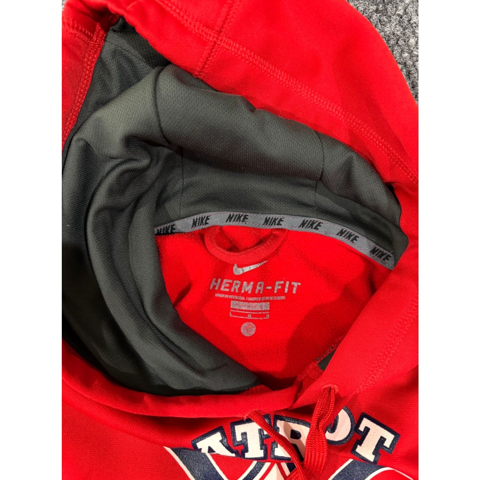 Nike Nike Hoodie Mens Large Red Graphic Print Swoosh Pullover Therma Fit Sportswear Athletic Trash? Size US L / EU 52-54 / 3 - 6 Thumbnail