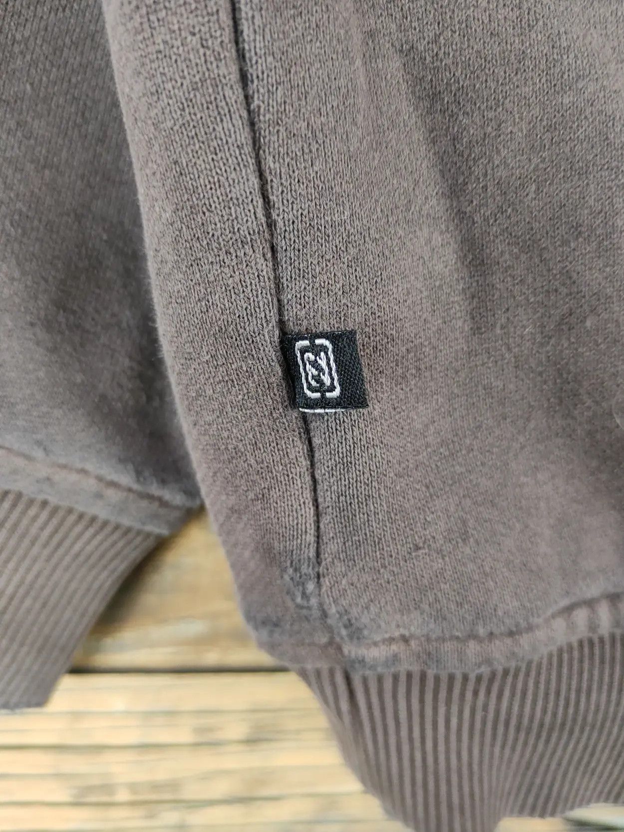 Billabong D Billabong baggie ripped Dark Gray Faded Sweatshirts #W1461 Size US M / EU 48-50 / 2 - 7 Thumbnail