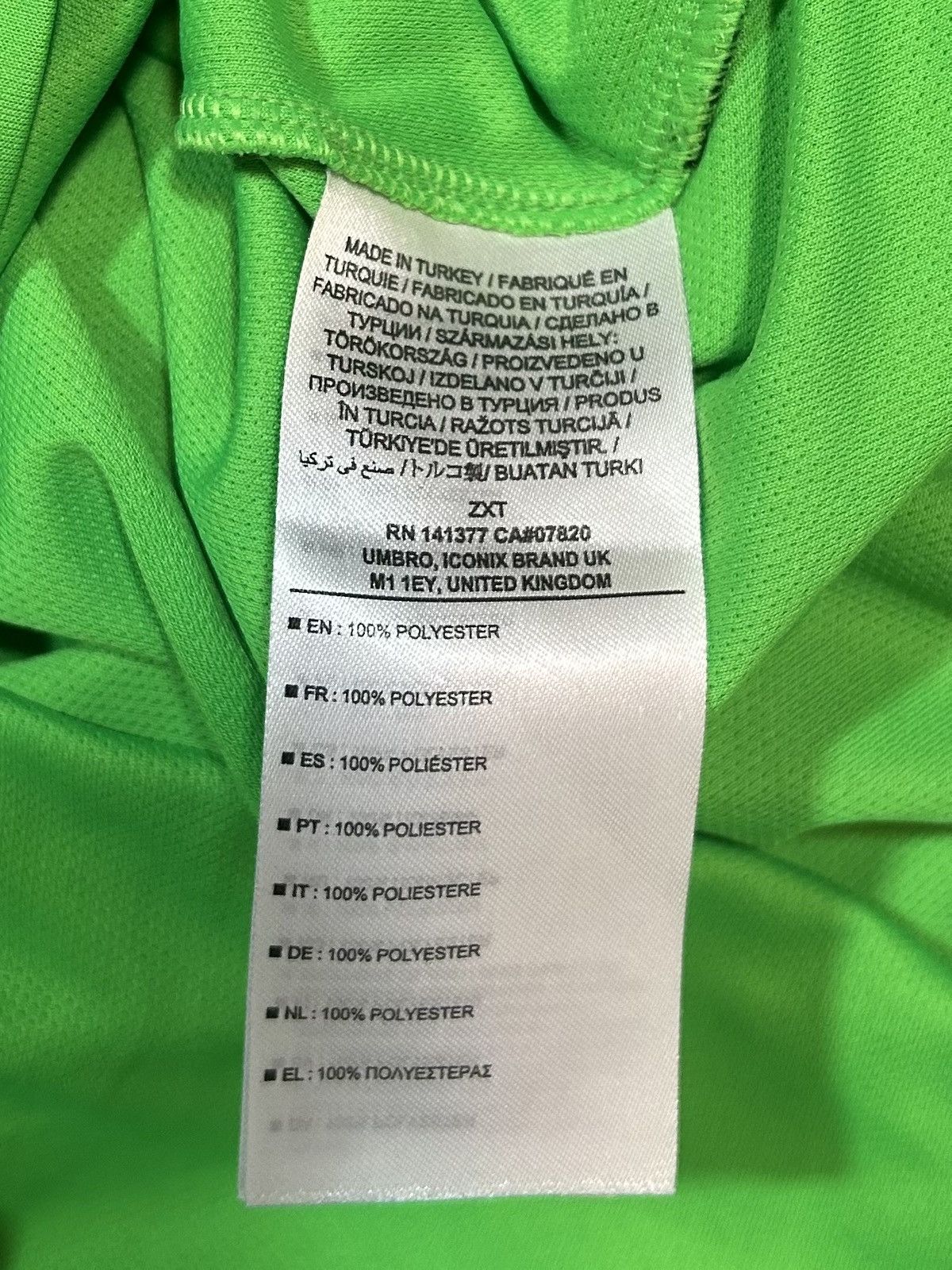 Umbro Brentford FC Bees Goalkeeper Shirt Green Soccer Jersey Umbro Size US M / EU 48-50 / 2 - 7 Thumbnail