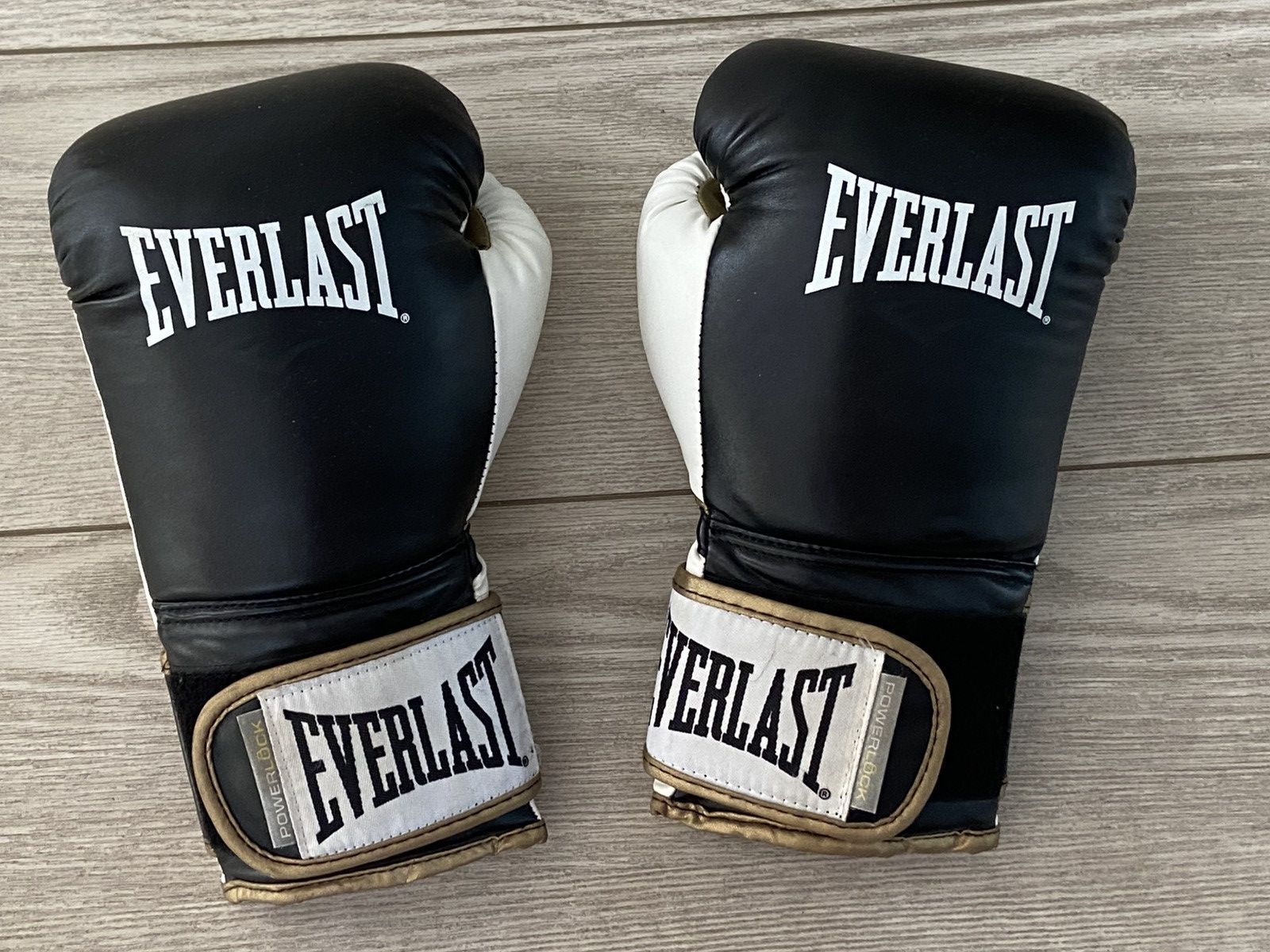 Everlast Everlast boxing gloves Size ONE SIZE - 9 Thumbnail