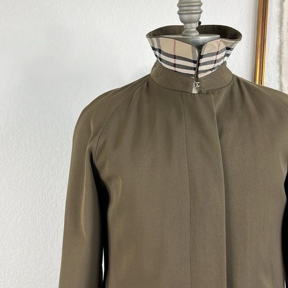 Burberry Burberry "Neve" Trench Coat w/Detachable Wool Lining Nova C Size M / US 6-8 / IT 42-44 - 2 Thumbnail
